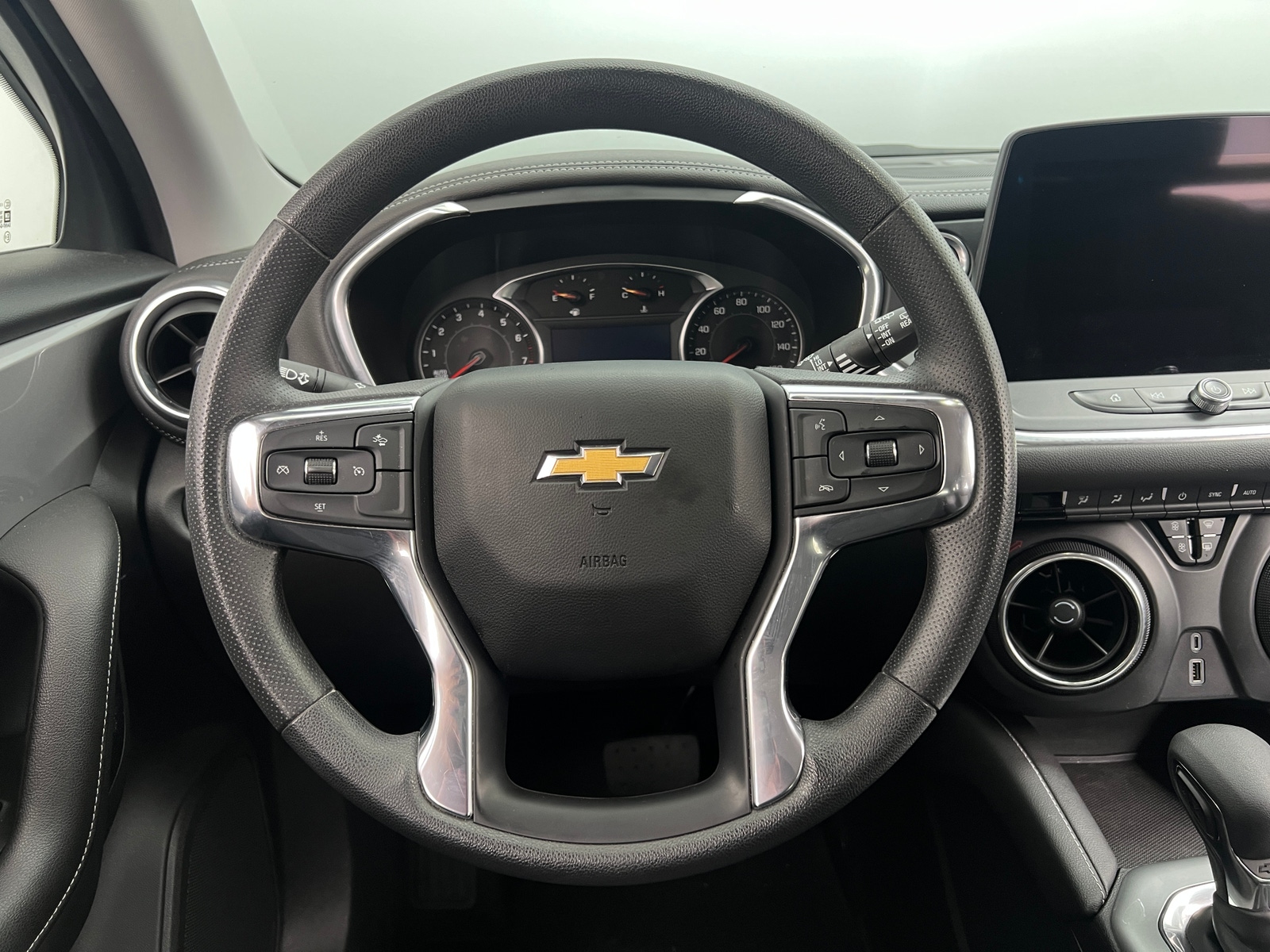 Thumbnail: 2025 Chevrolet Blazer - 5