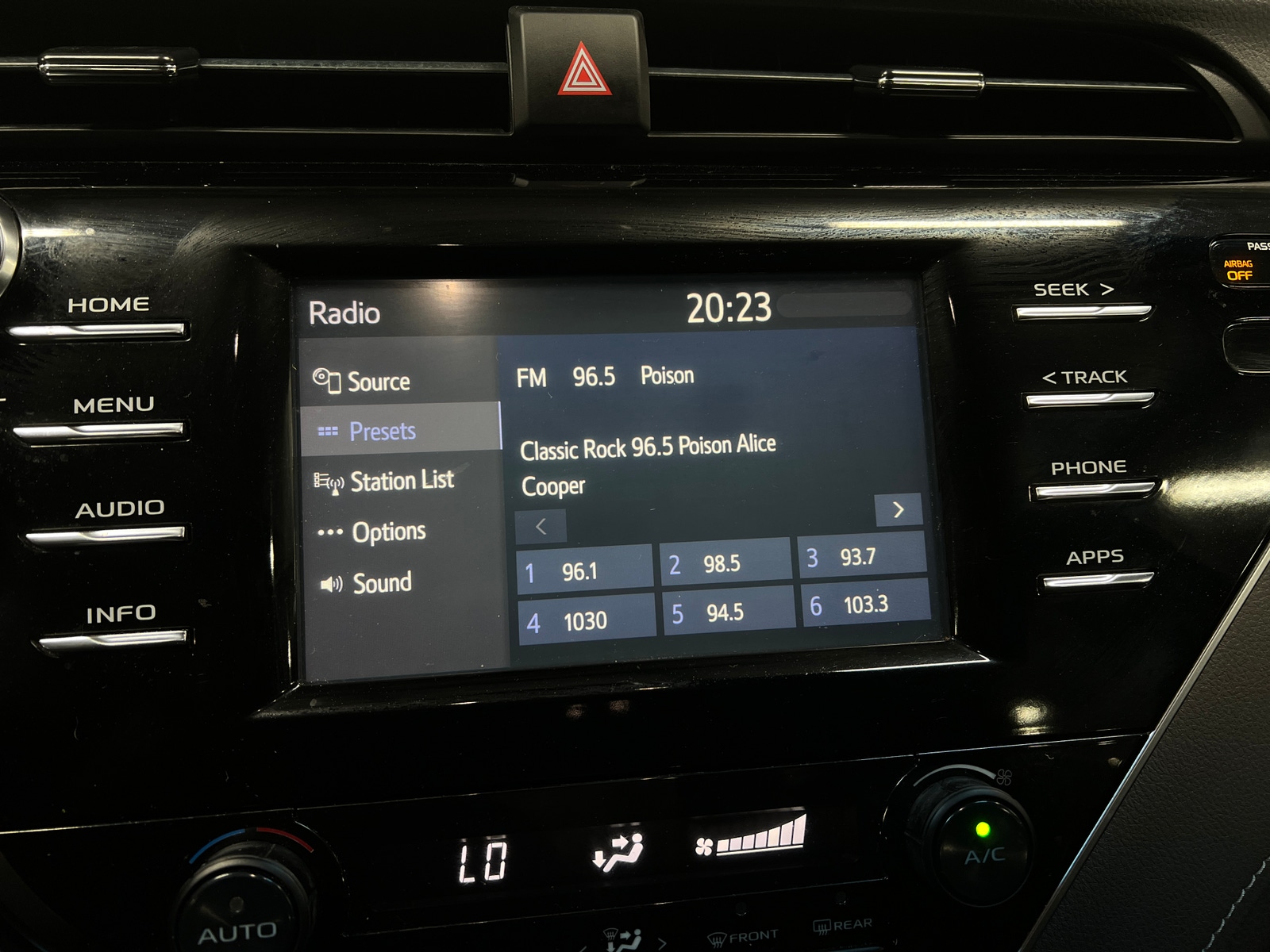 Thumbnail: 2018 Toyota Camry - 4