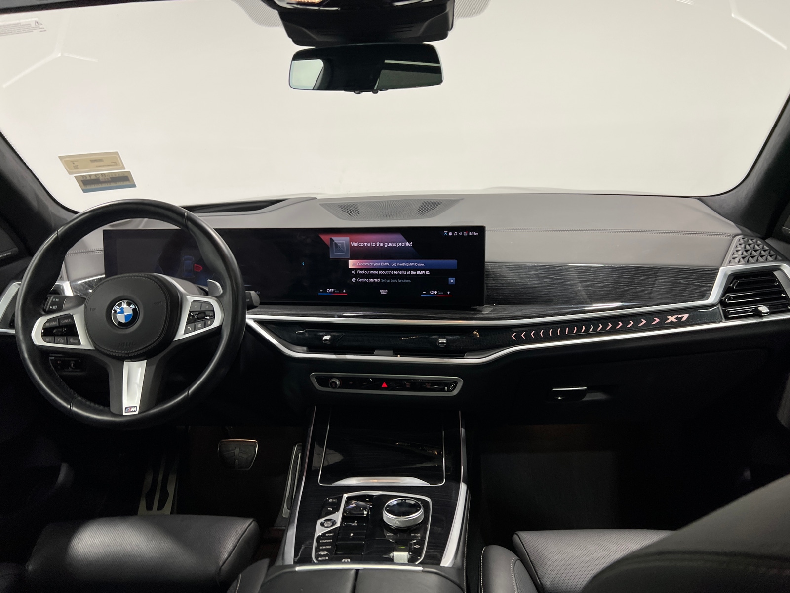 Thumbnail: 2023 BMW X7 - 2