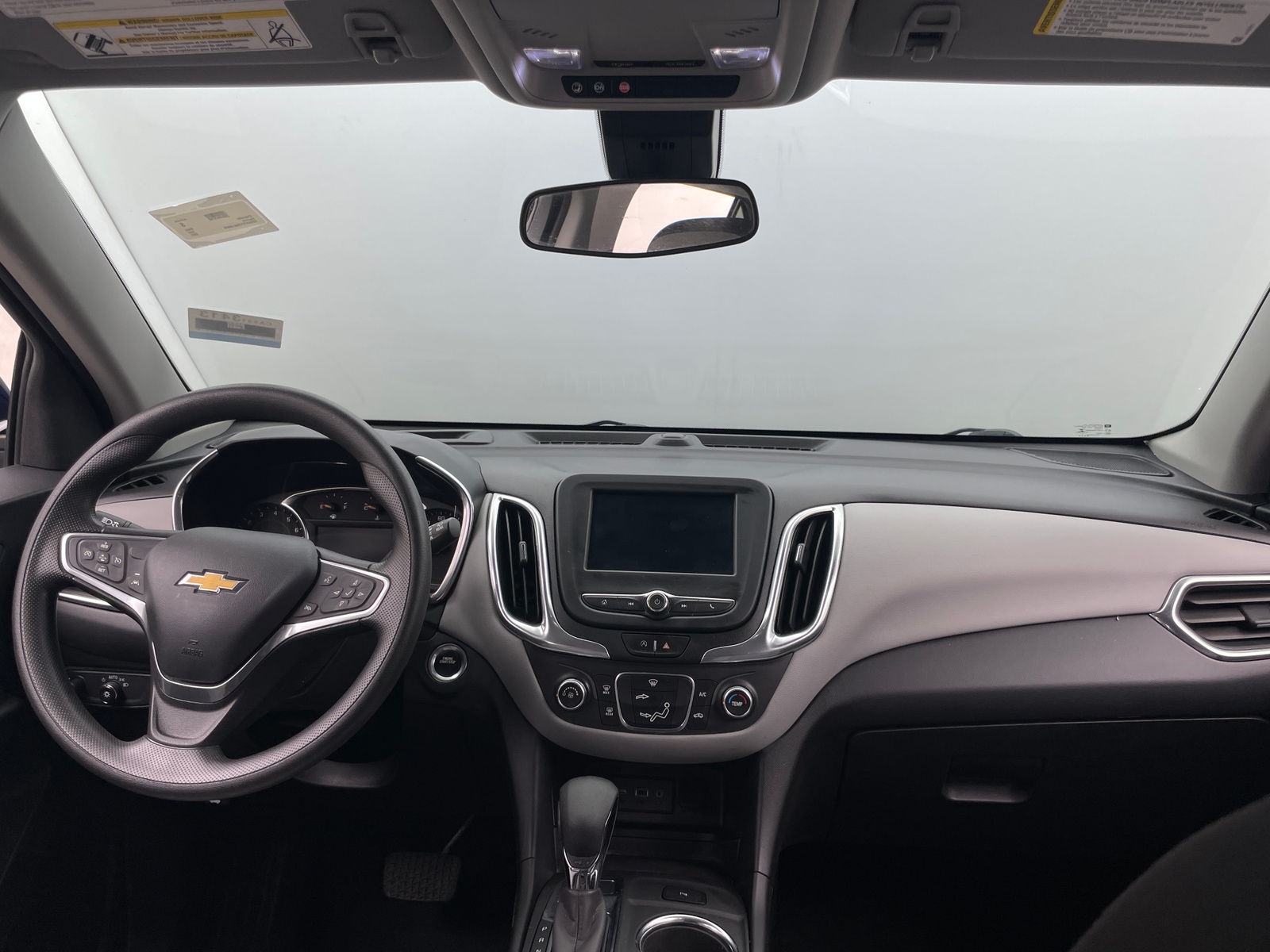 Thumbnail: 2022 Chevrolet Equinox - 3