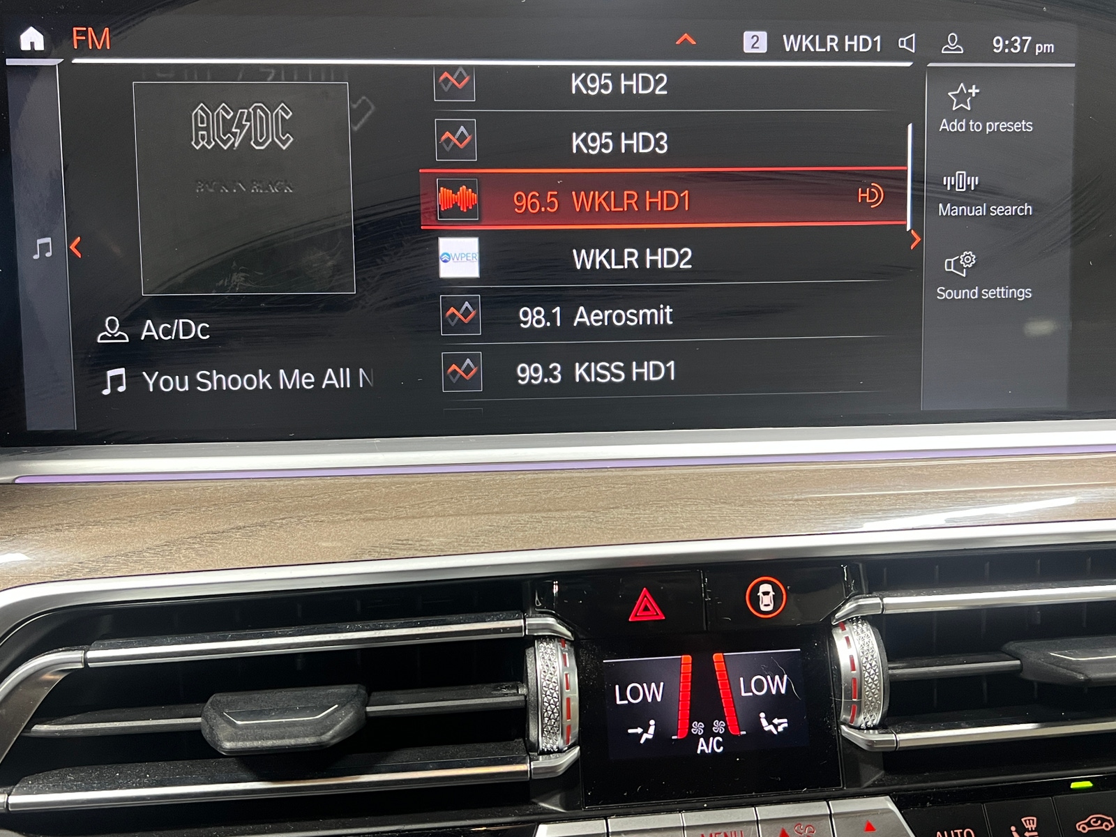 Thumbnail: 2021 BMW X5 - 3
