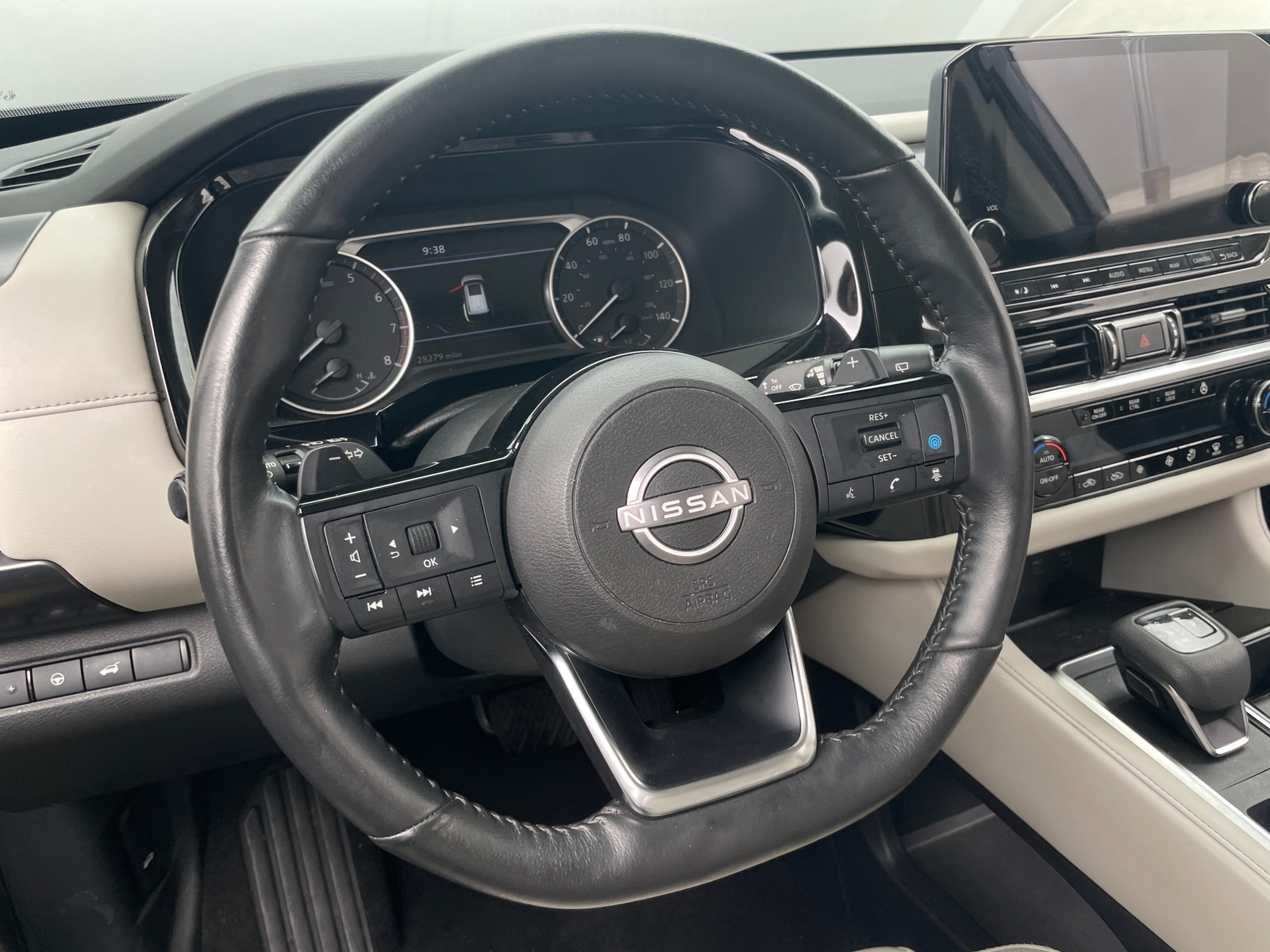 Thumbnail: 2024 Nissan Pathfinder - 4
