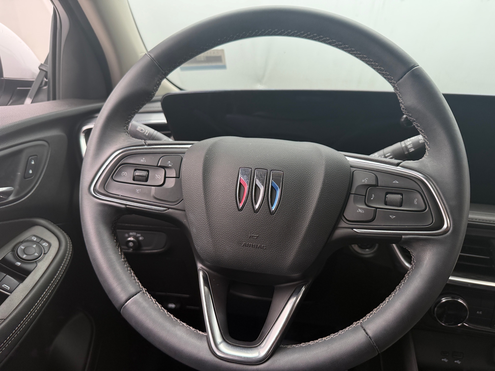 Thumbnail: 2024 Buick Encore GX - 4