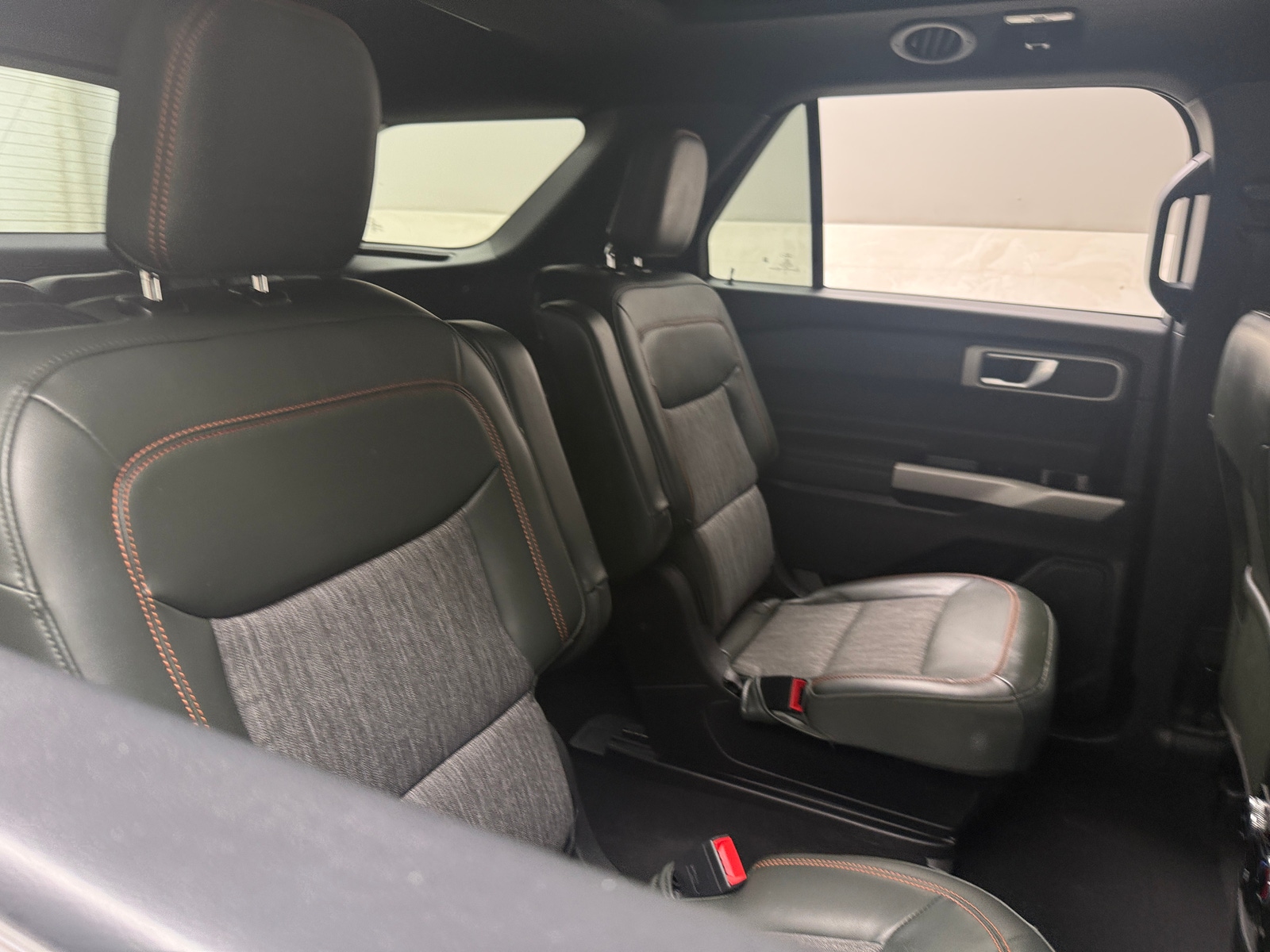 Thumbnail: 2022 Ford Explorer - 5