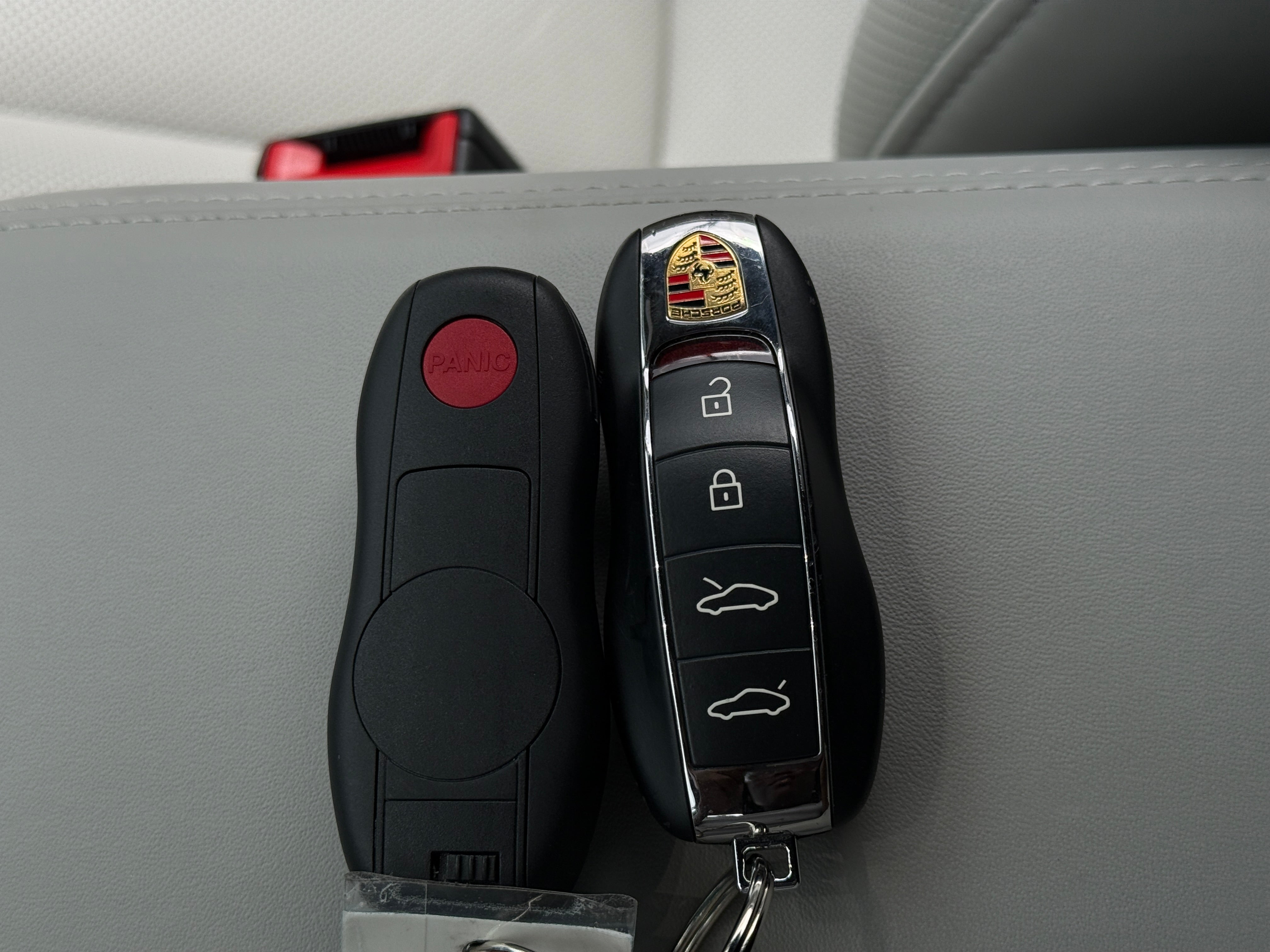 2024 Porsche Cayman Style Edition