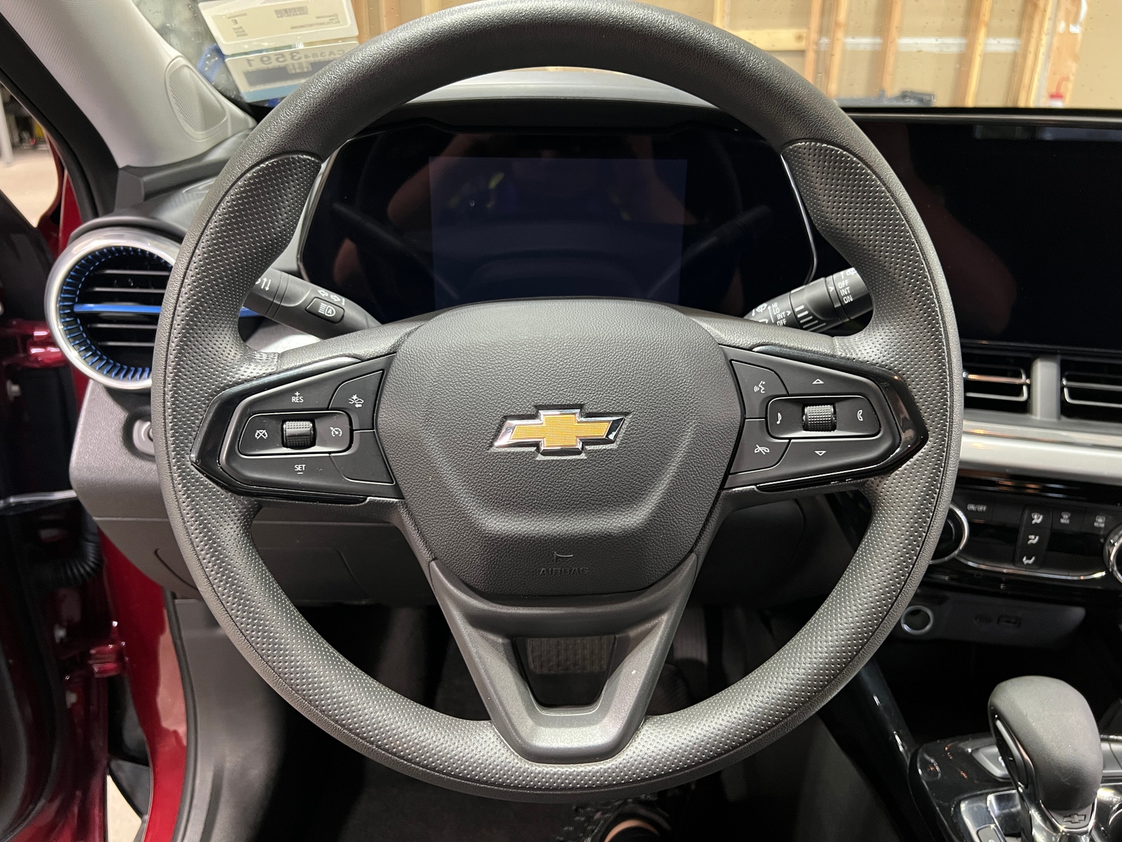 Thumbnail: 2025 Chevrolet Trax - 5