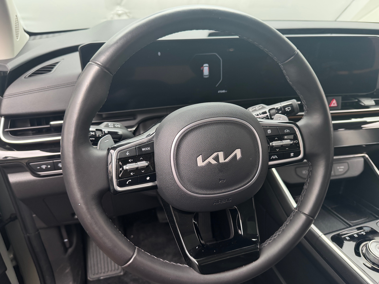 Thumbnail: 2025 Kia Carnival - 4