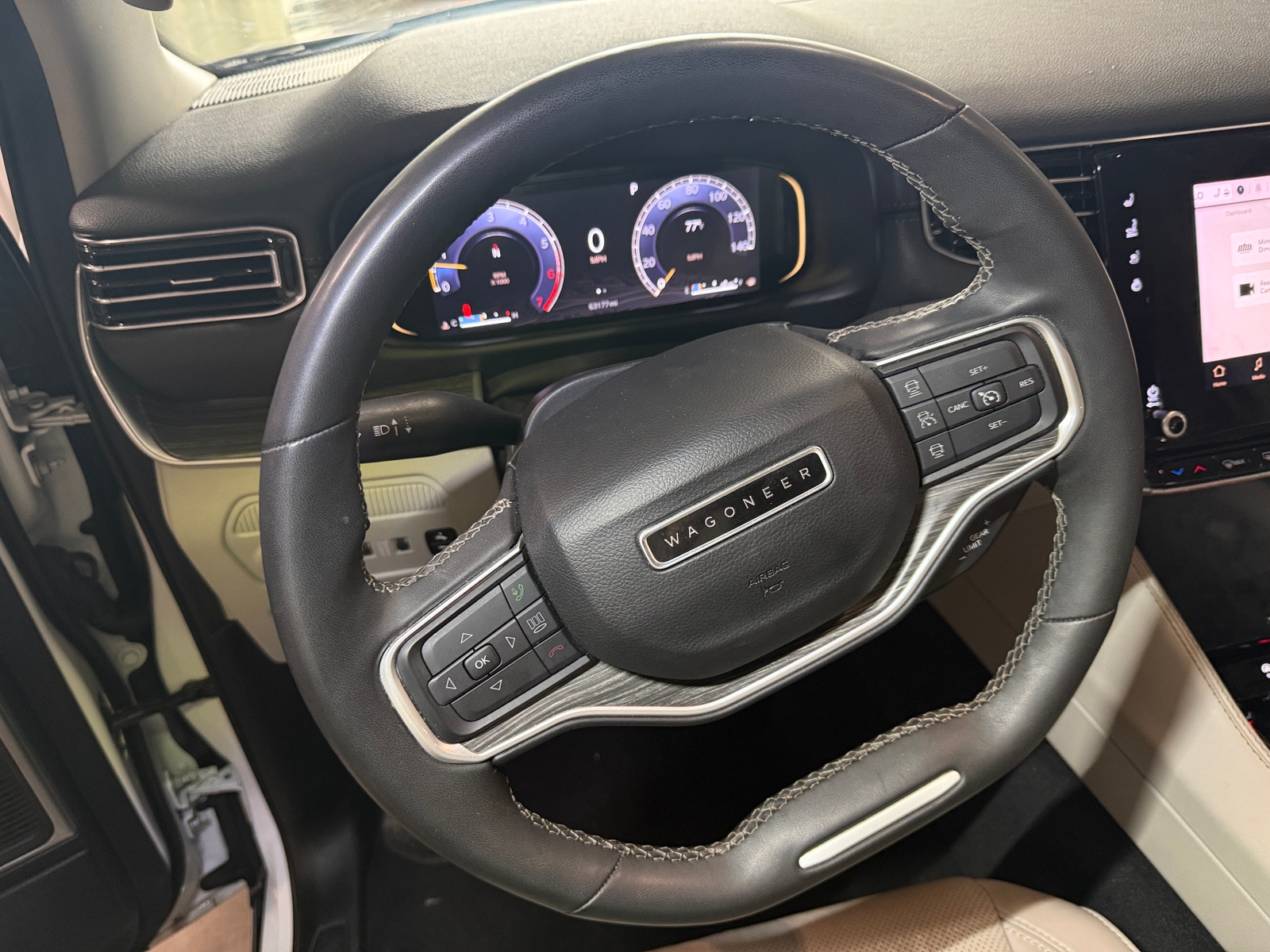 Thumbnail: 2024 Jeep Wagoneer - 4