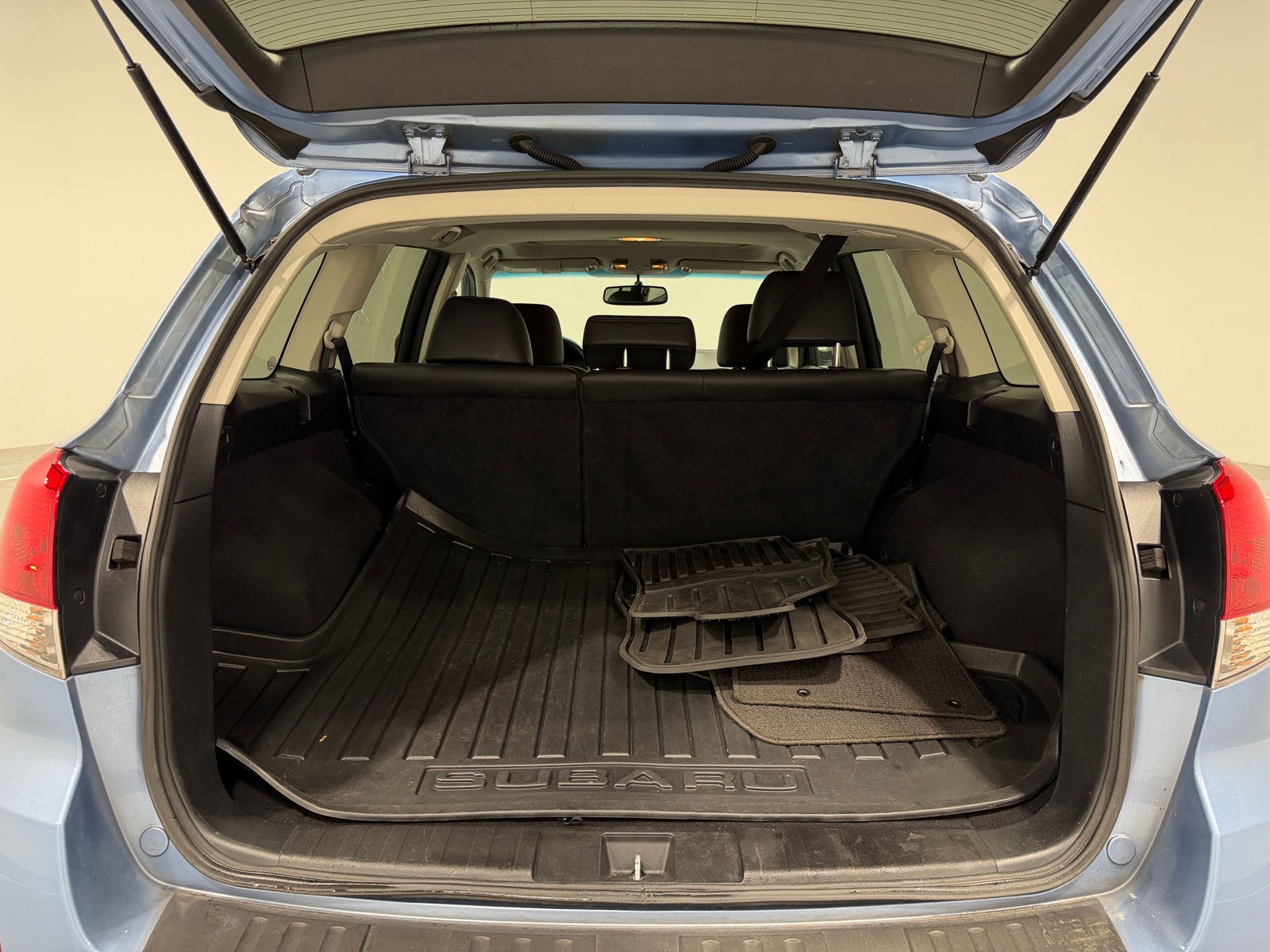 Thumbnail: 2012 Subaru Outback - 6