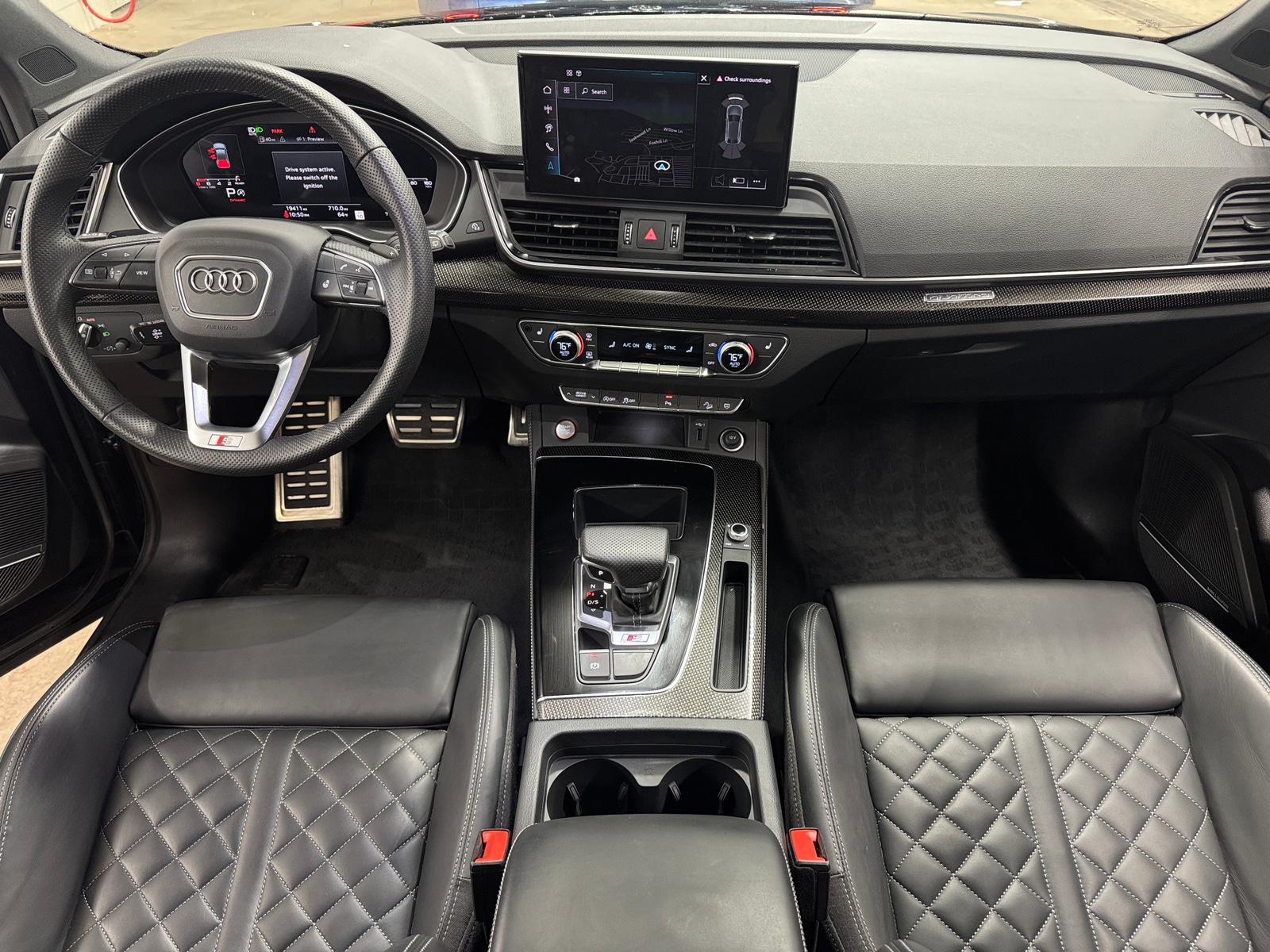 Thumbnail: 2025 Audi SQ5 - 2