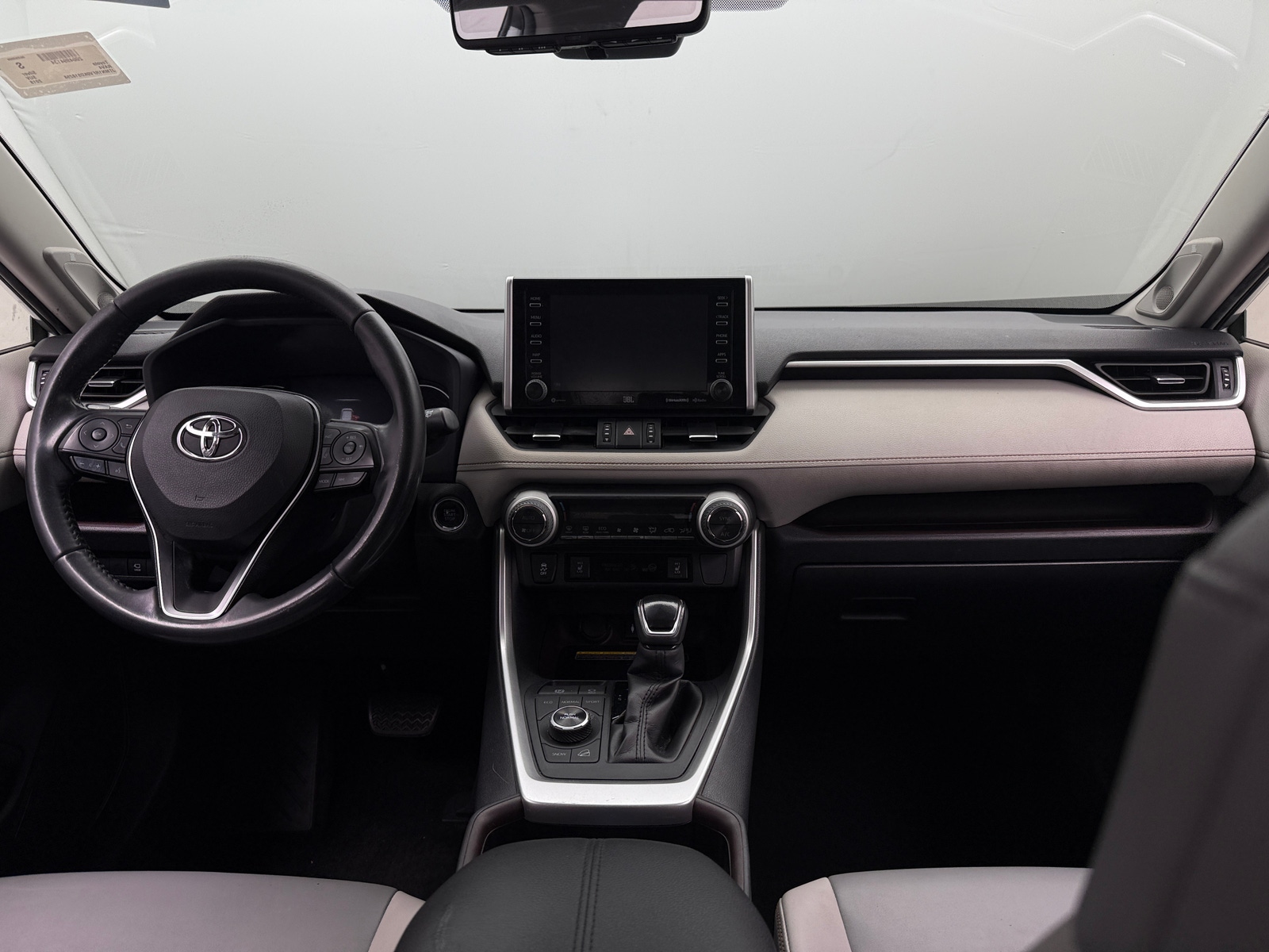 Thumbnail: 2019 Toyota RAV4 - 2
