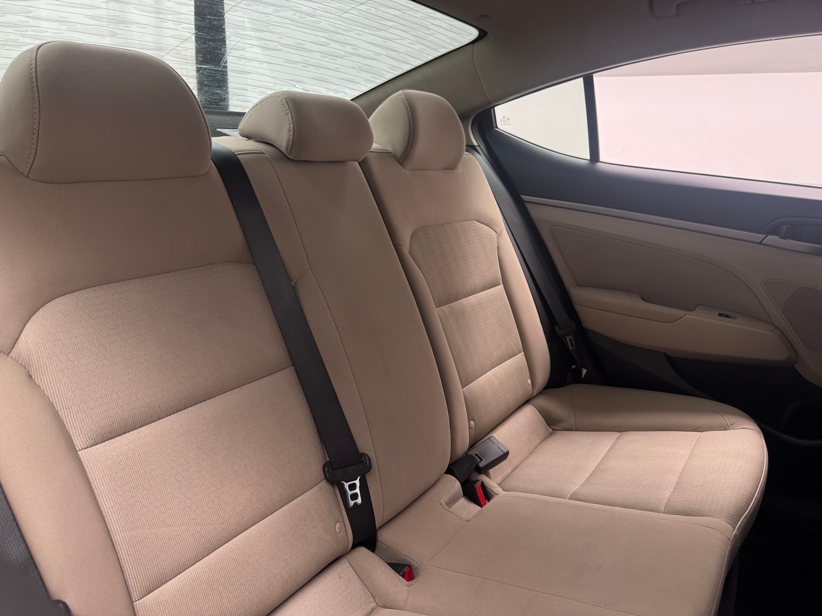 Thumbnail: 2017 Hyundai Elantra - 6