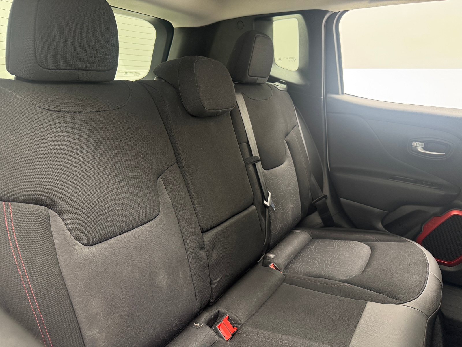 Thumbnail: 2019 Jeep Renegade - 6