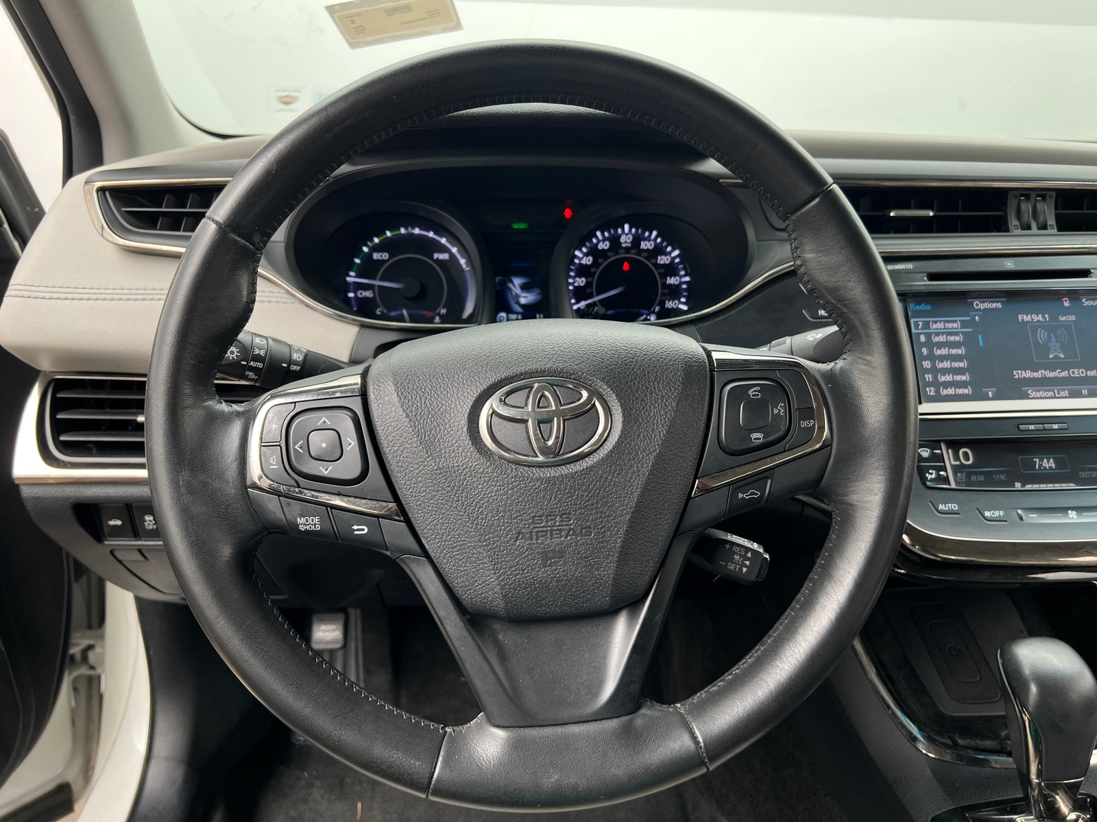 Thumbnail: 2015 Toyota Avalon - 4