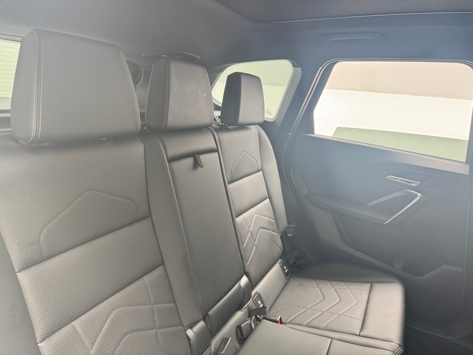 Thumbnail: 2026 BMW X1 - 5
