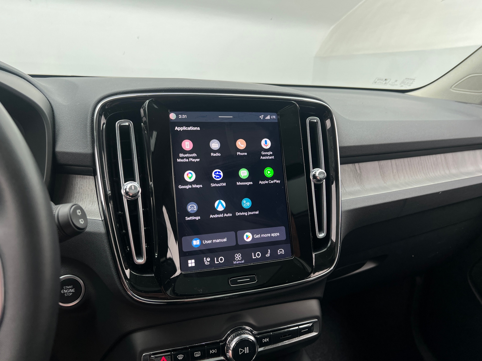 Thumbnail: 2026 Volvo XC40 - 4