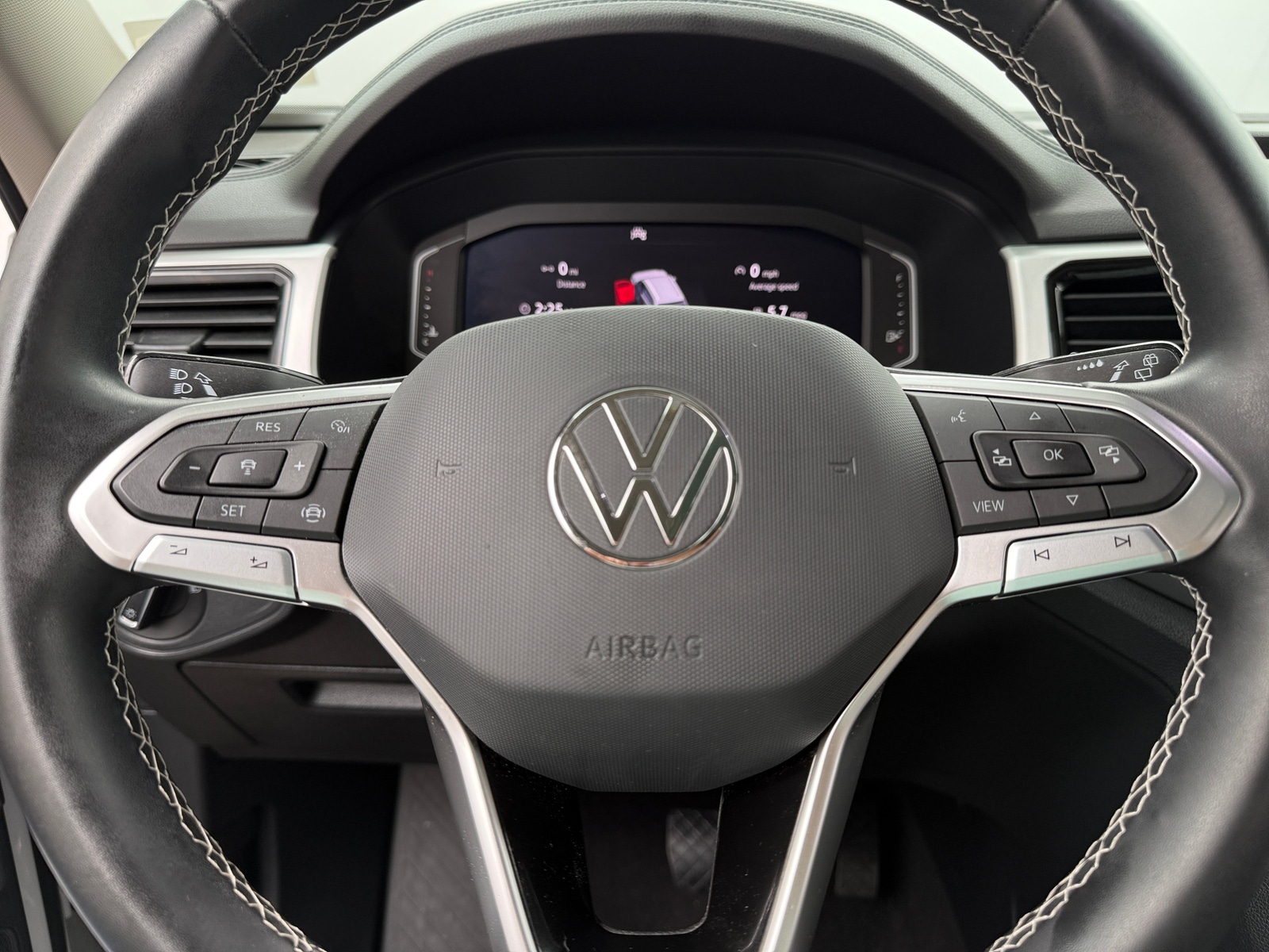 Thumbnail: 2023 Volkswagen Atlas - 4