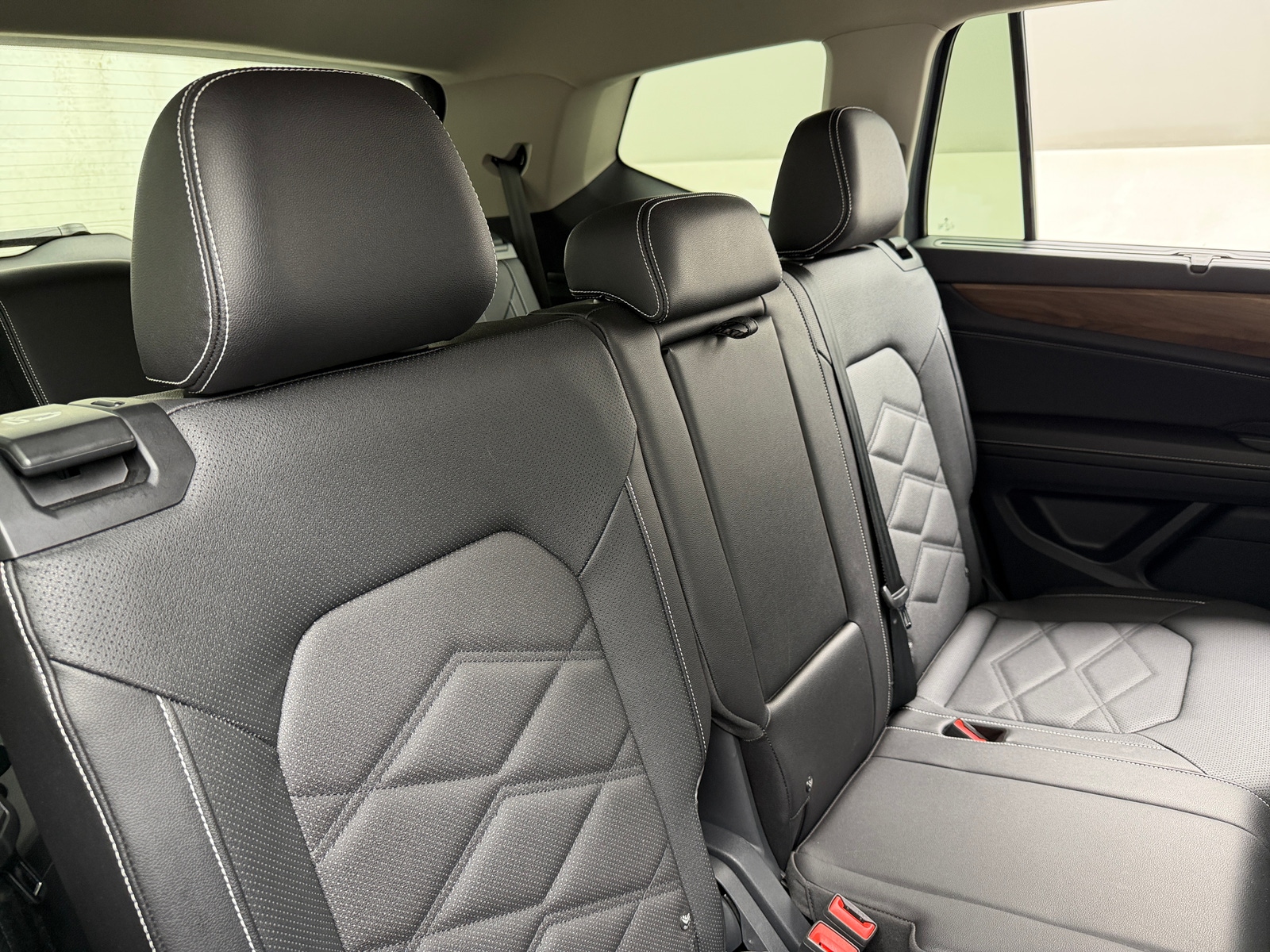 Thumbnail: 2026 Volkswagen Atlas - 5