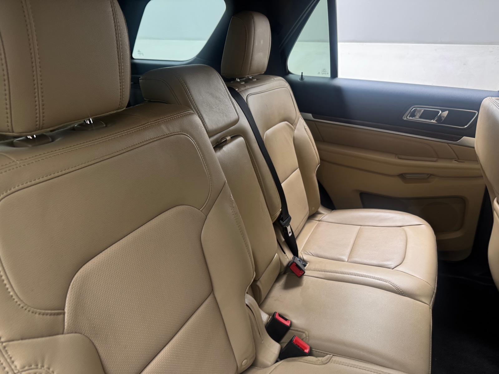 Thumbnail: 2017 Ford Explorer - 5