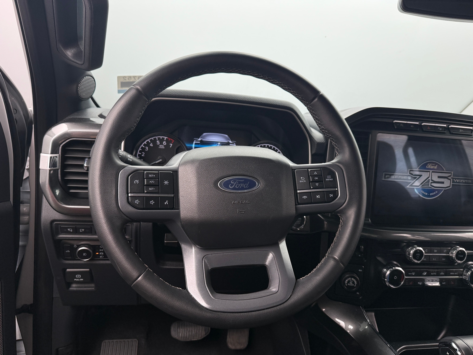 Thumbnail: 2023 Ford Econoline - 5