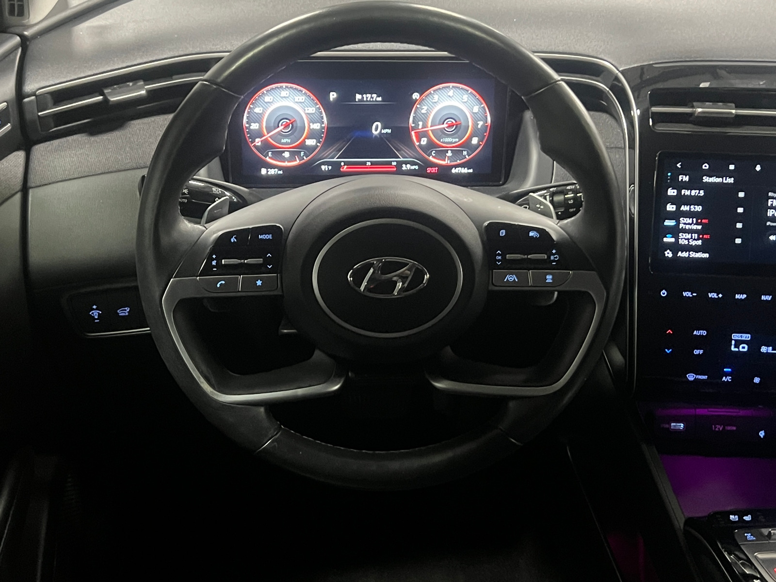 Thumbnail: 2022 Hyundai Tucson - 4