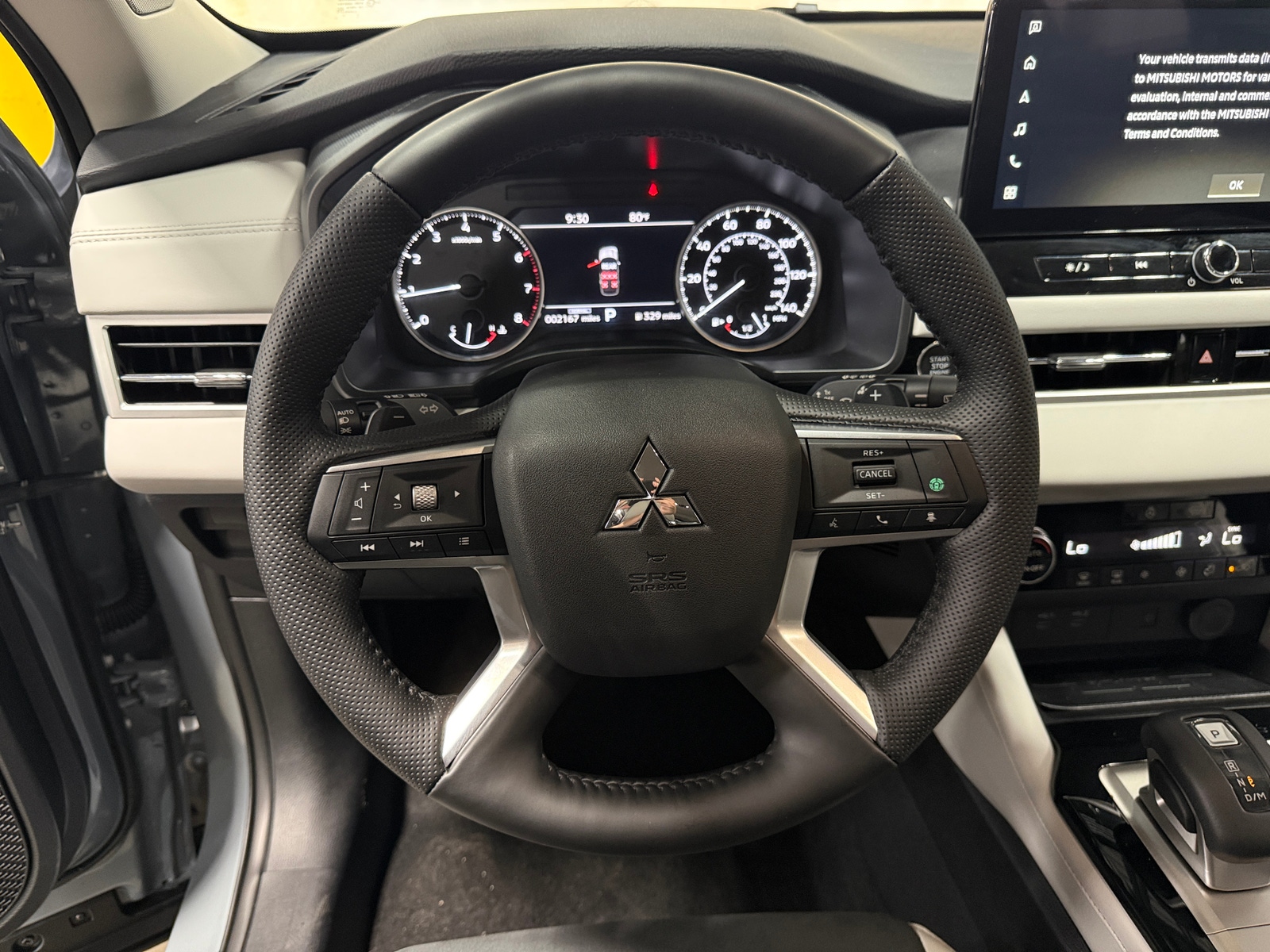 Thumbnail: 2026 Mitsubishi Outlander - 4