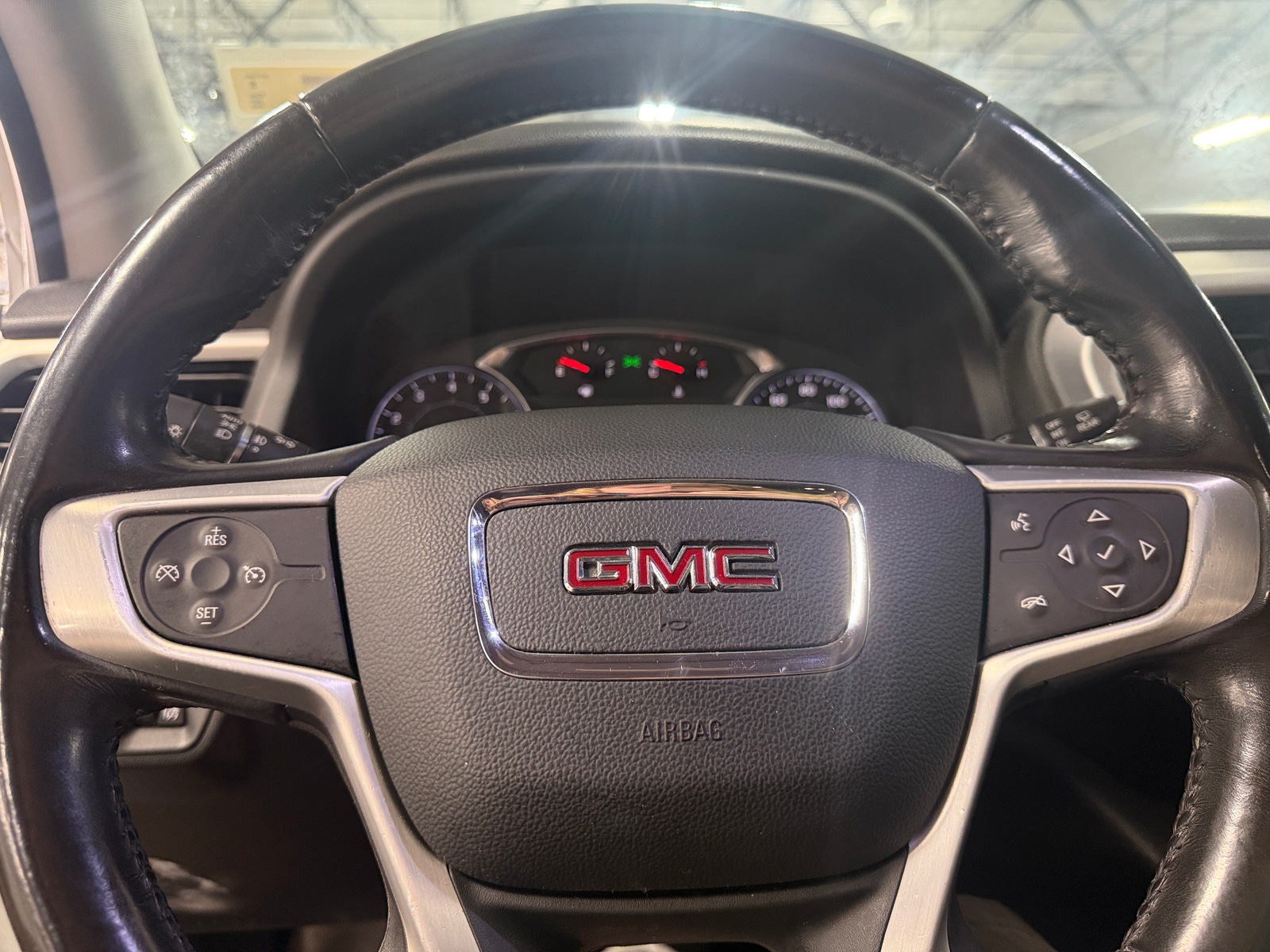 Thumbnail: 2019 GMC Acadia - 4