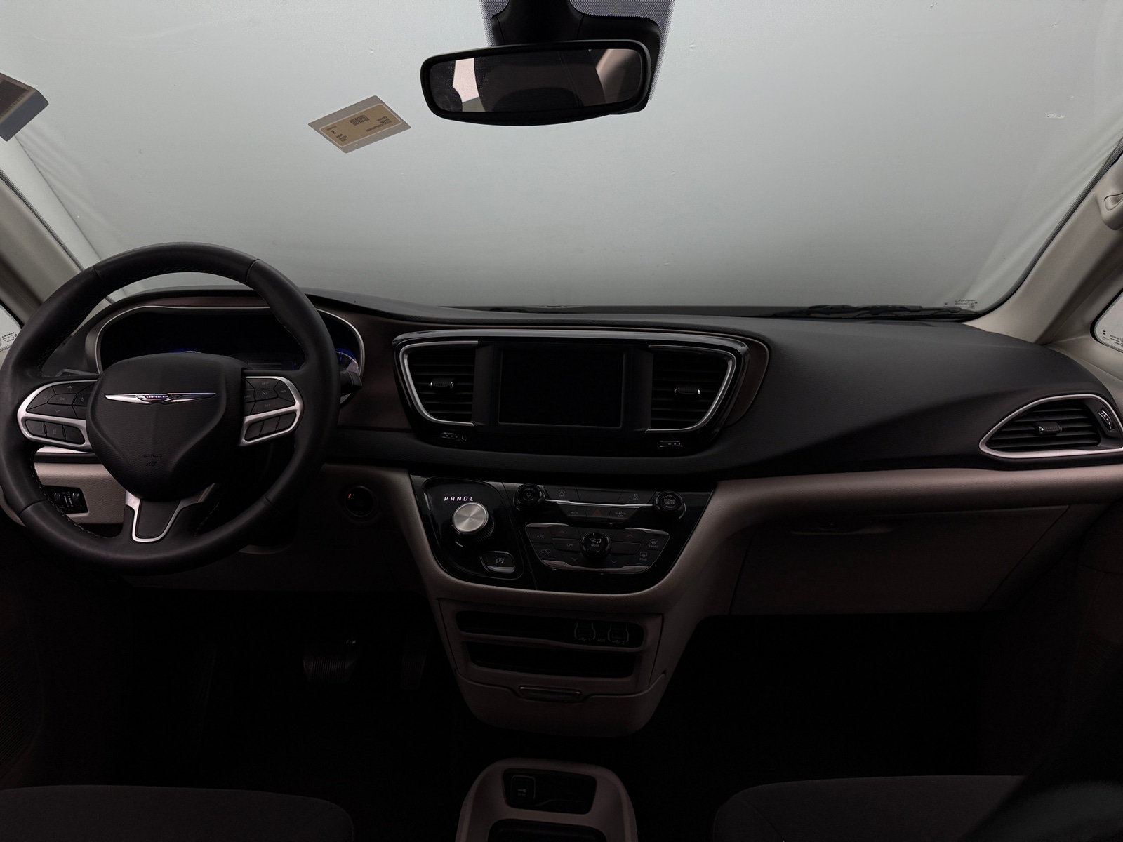 Thumbnail: 2023 Chrysler Voyager - 3