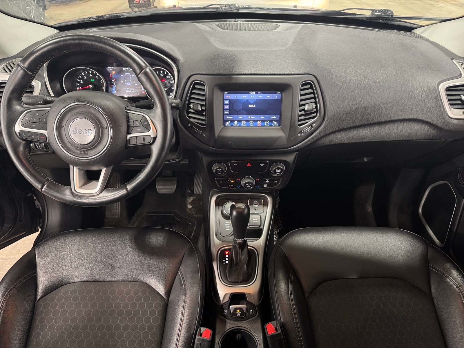 Thumbnail: 2017 Jeep Compass - 3