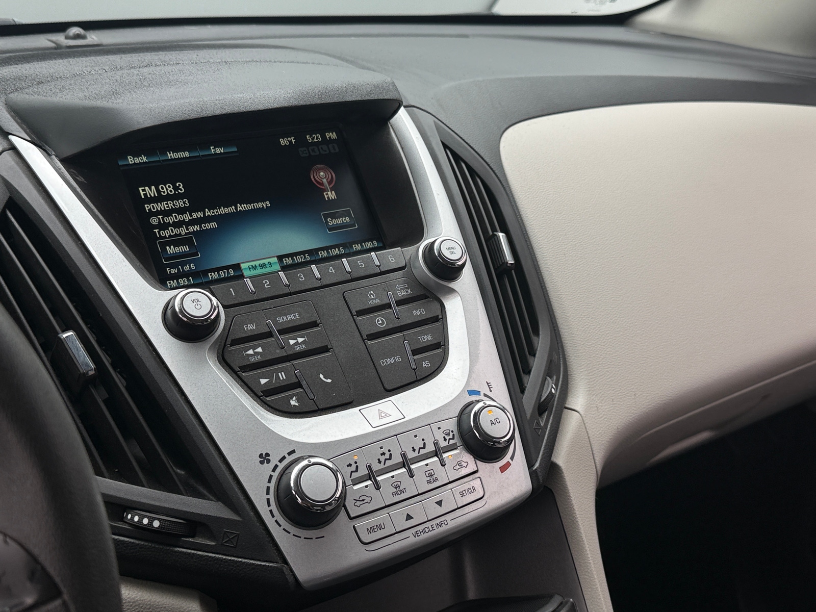 Thumbnail: 2016 Chevrolet Equinox - 4