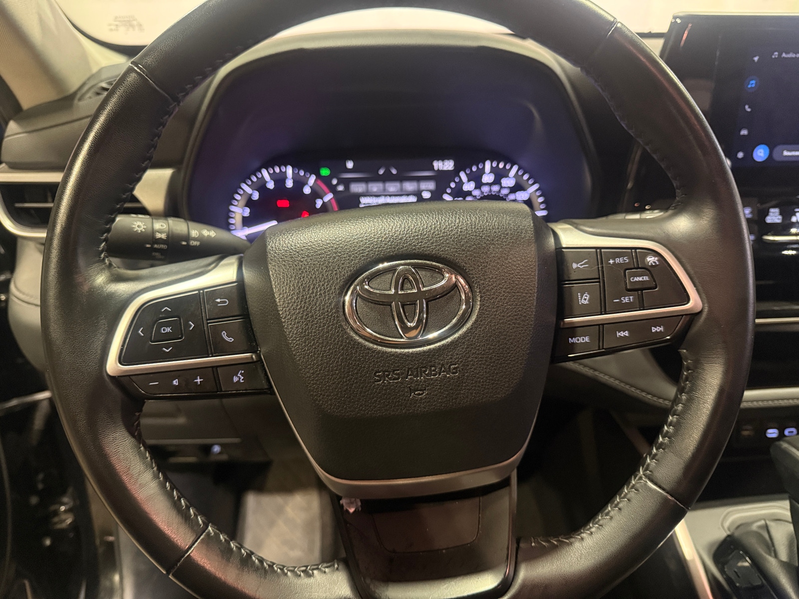 Thumbnail: 2025 Toyota Highlander - 5