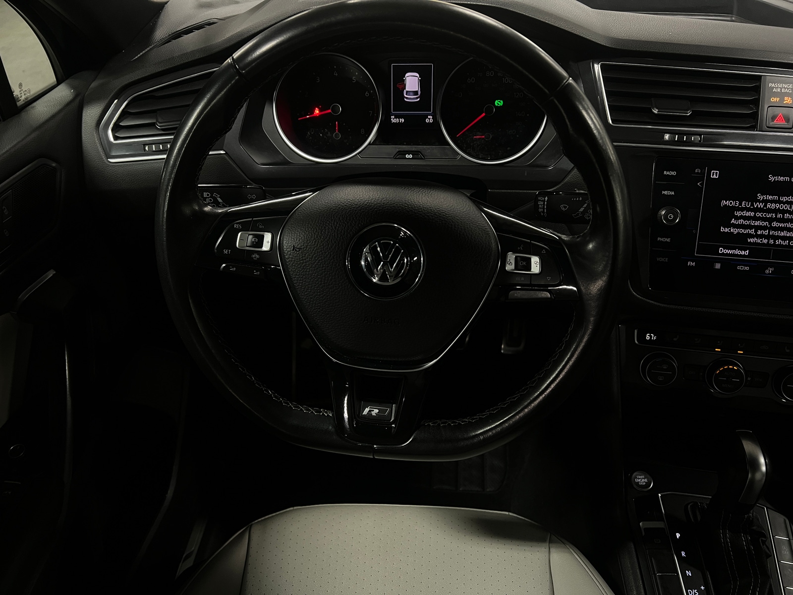 Thumbnail: 2021 Volkswagen Tiguan - 4