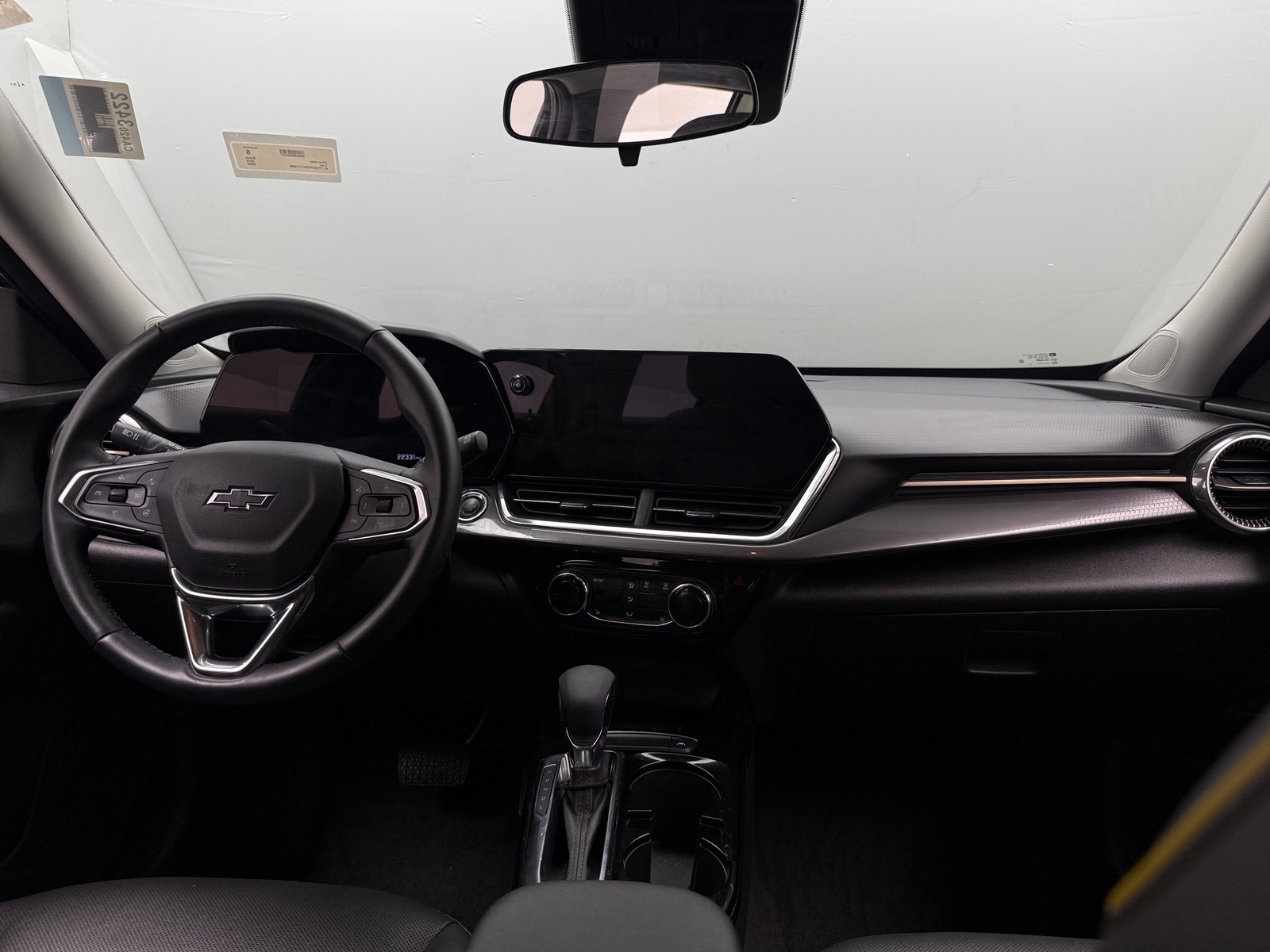 Thumbnail: 2025 Chevrolet Trax - 2
