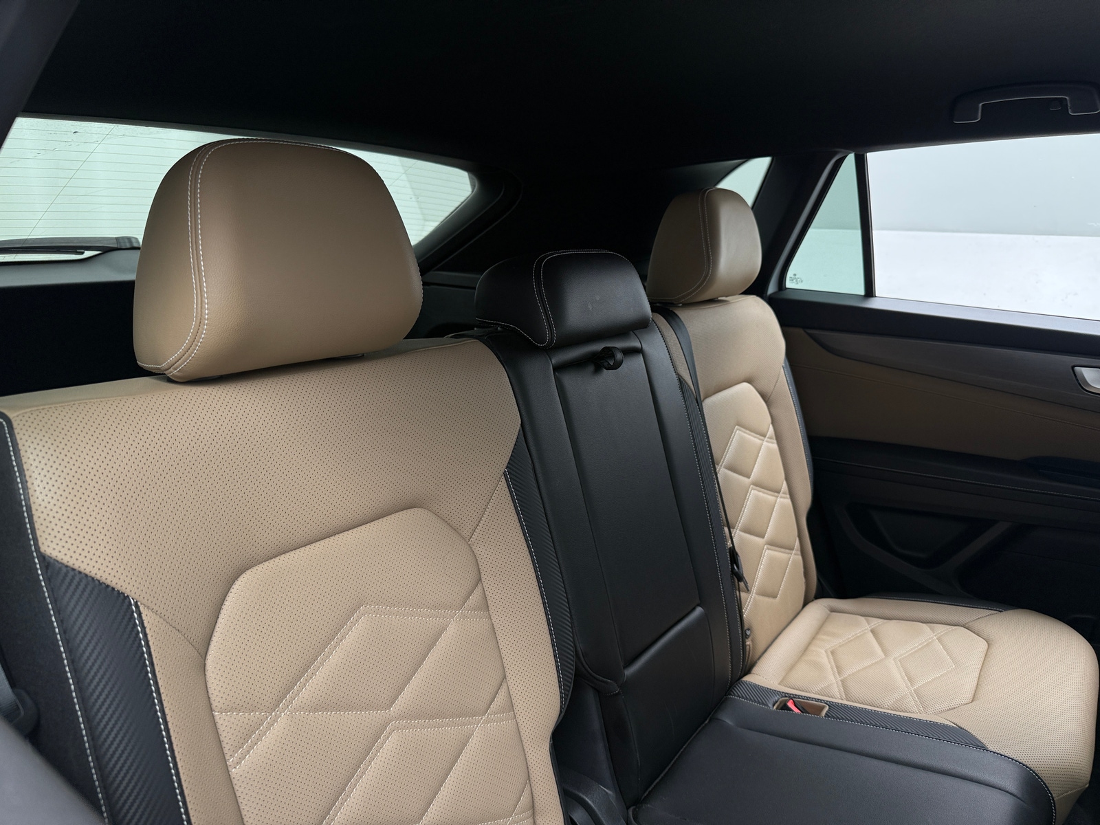Thumbnail: 2024 Volkswagen Atlas - 5