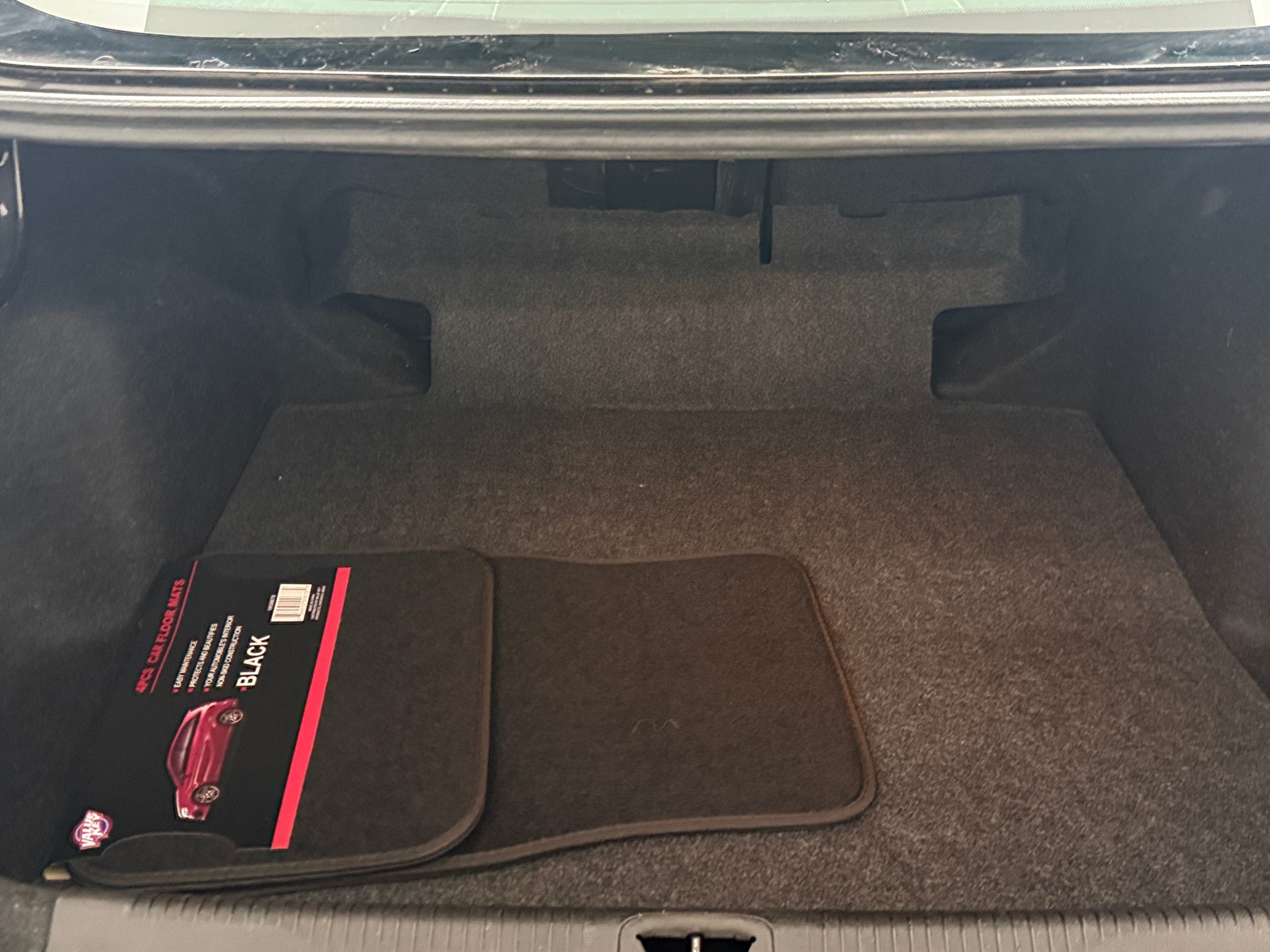 Thumbnail: 2015 Chrysler 200 - 6