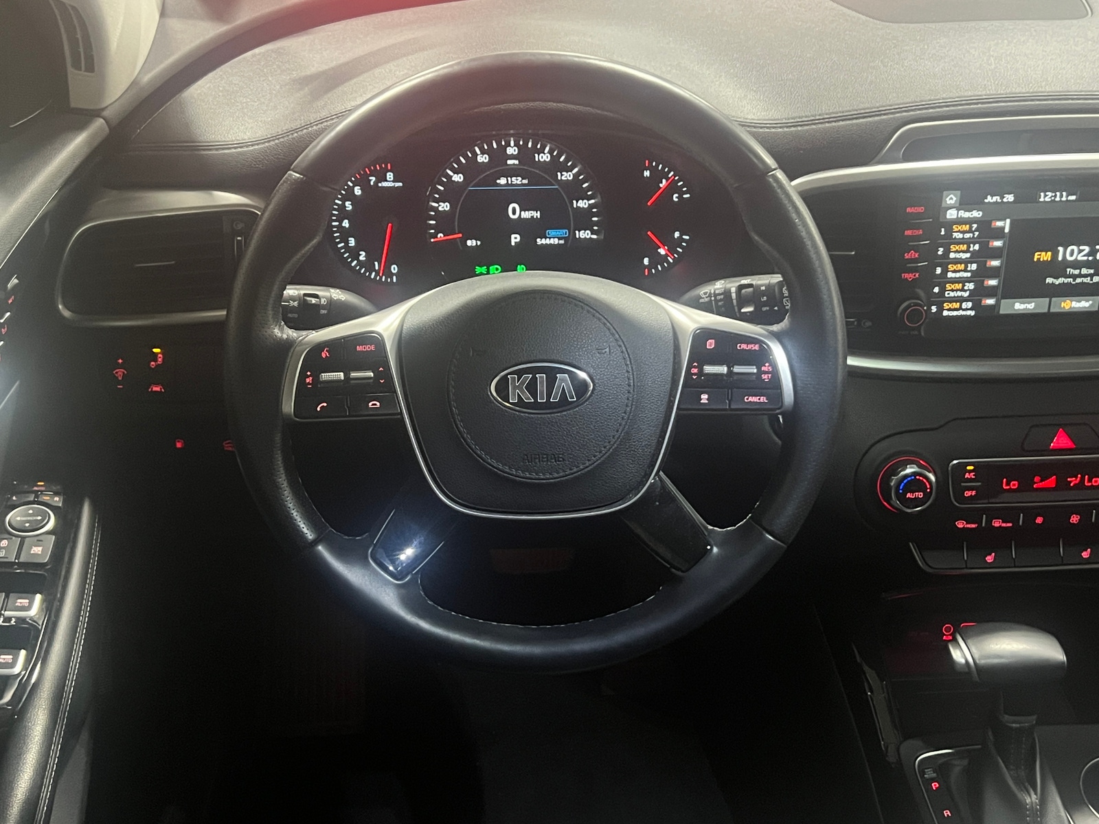 Thumbnail: 2020 Kia Sorento - 4