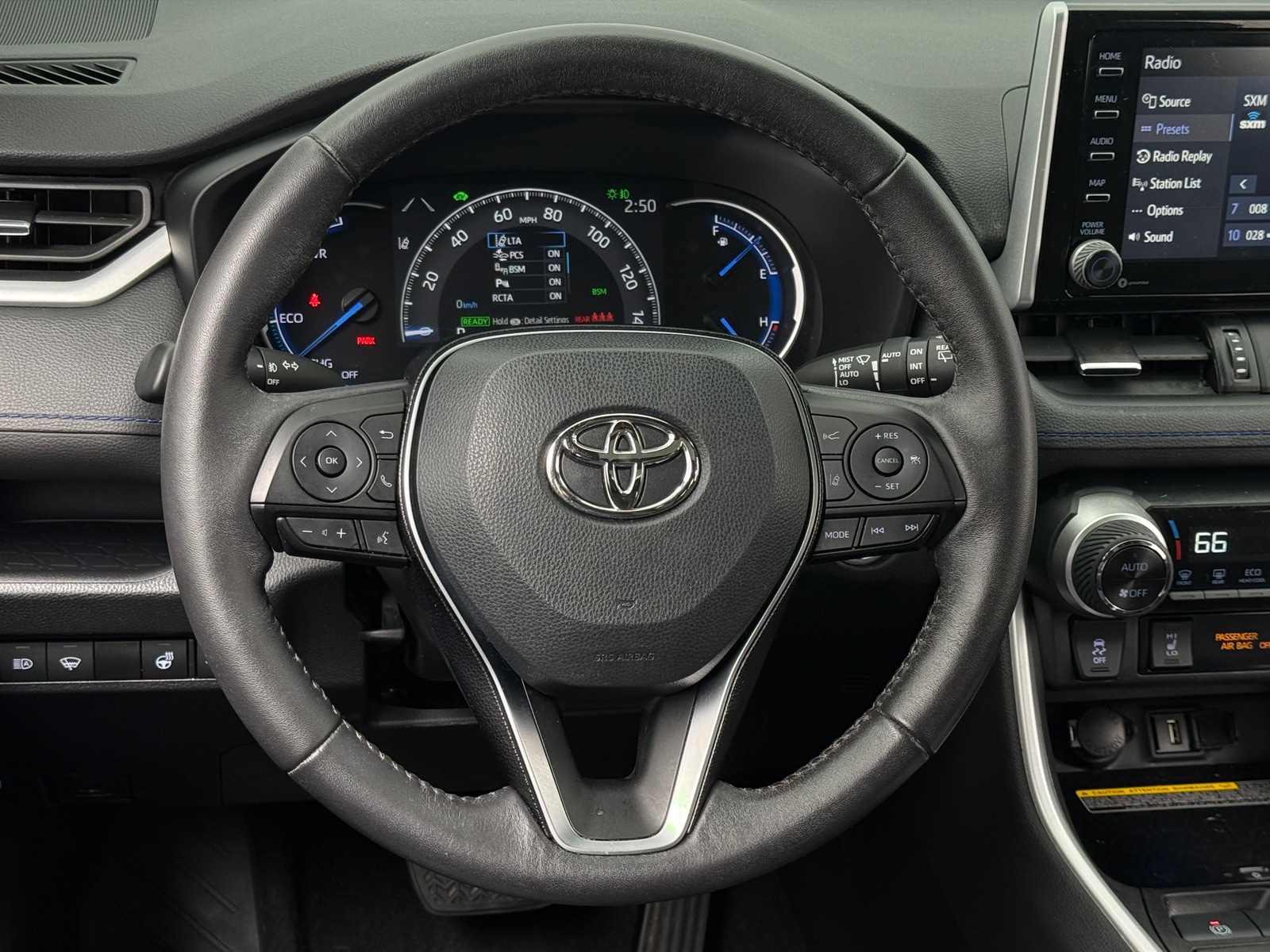 Thumbnail: 2021 Toyota RAV4 - 4