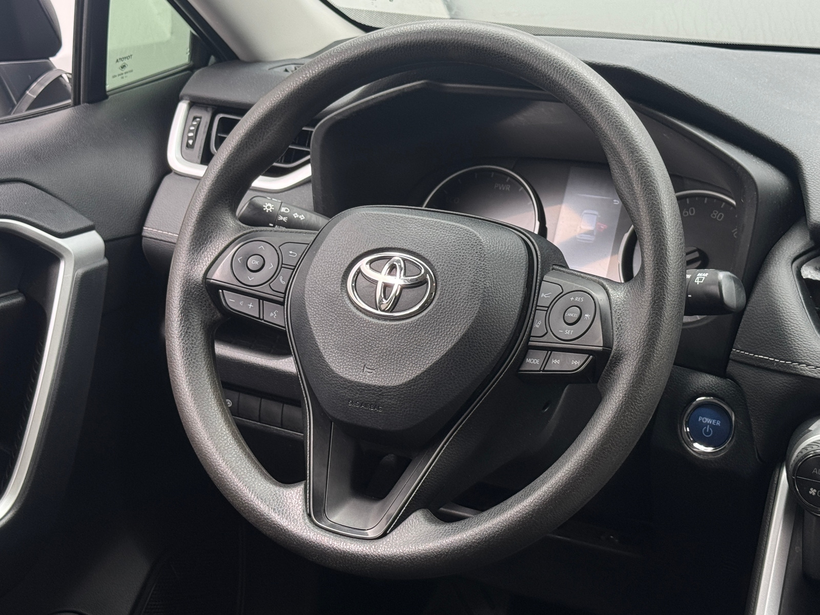 Thumbnail: 2022 Toyota RAV4 - 5