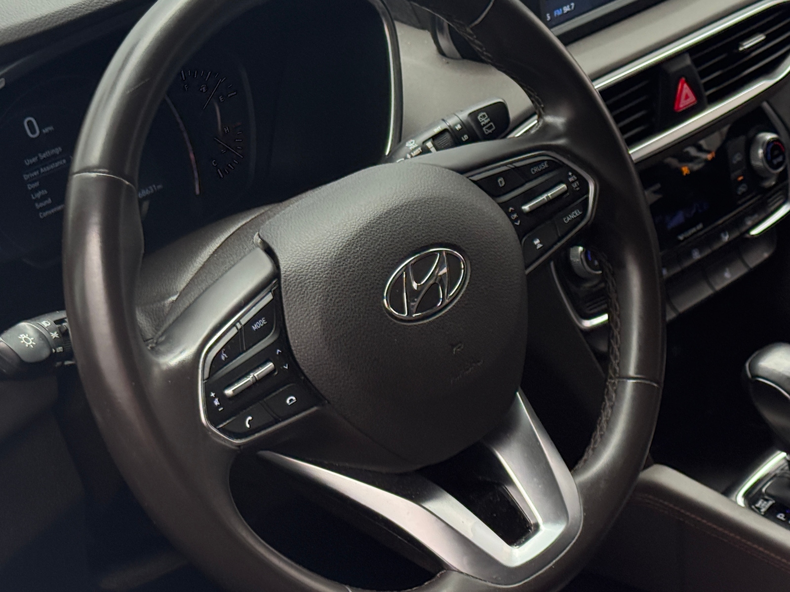 Thumbnail: 2019 Hyundai Santa Fe - 4