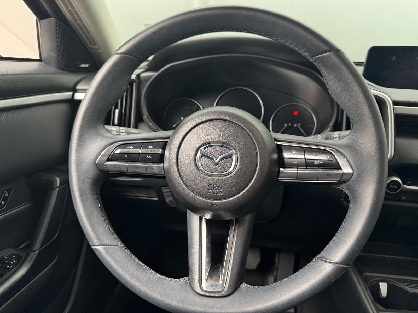 Thumbnail: 2025 Mazda CX-50 - 4