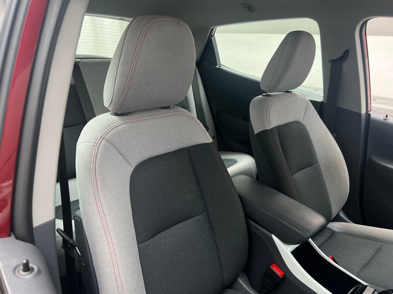 Thumbnail: 2021 Chevrolet Bolt EV - 2