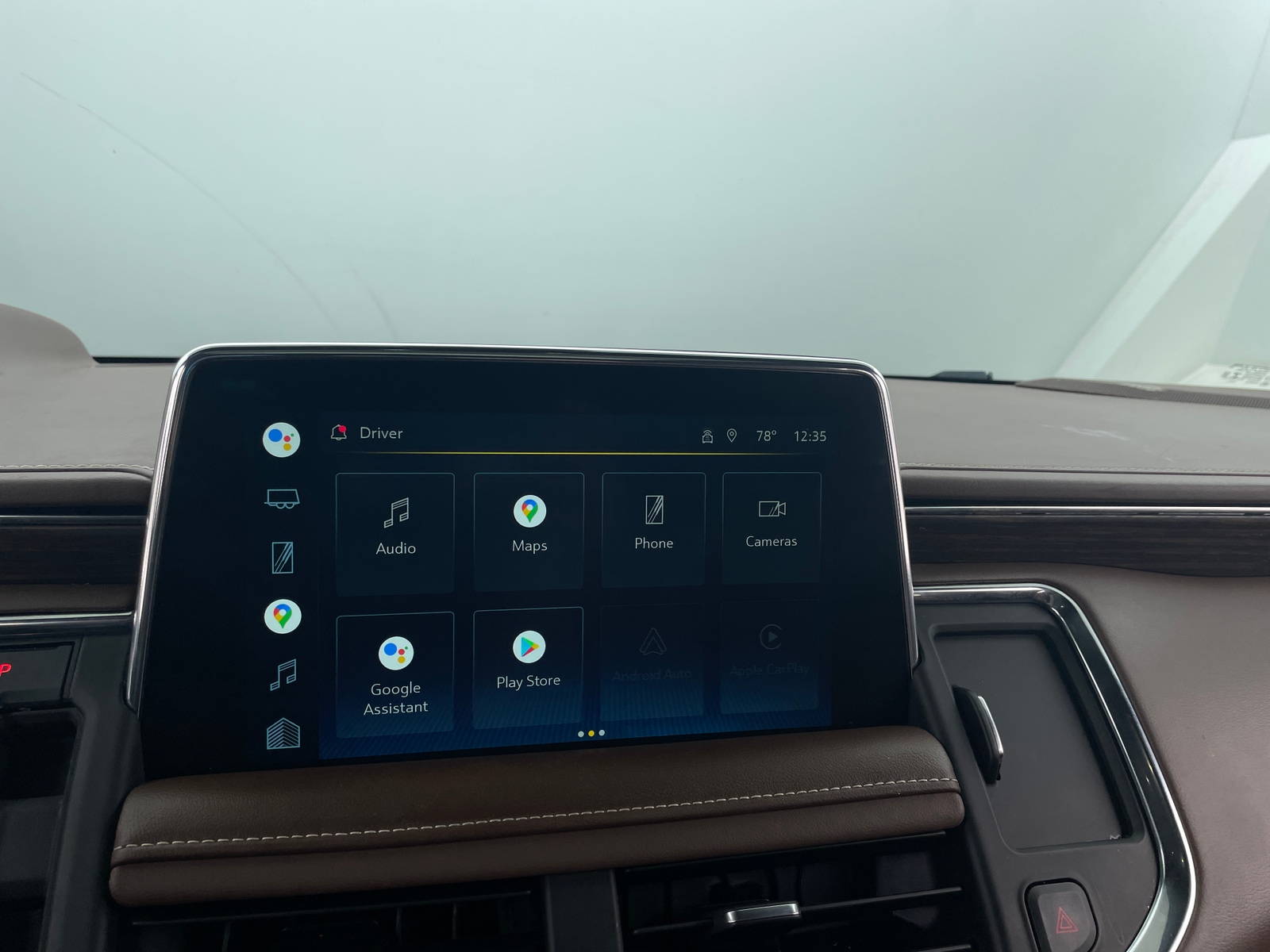 Thumbnail: 2022 Chevrolet Suburban - 3