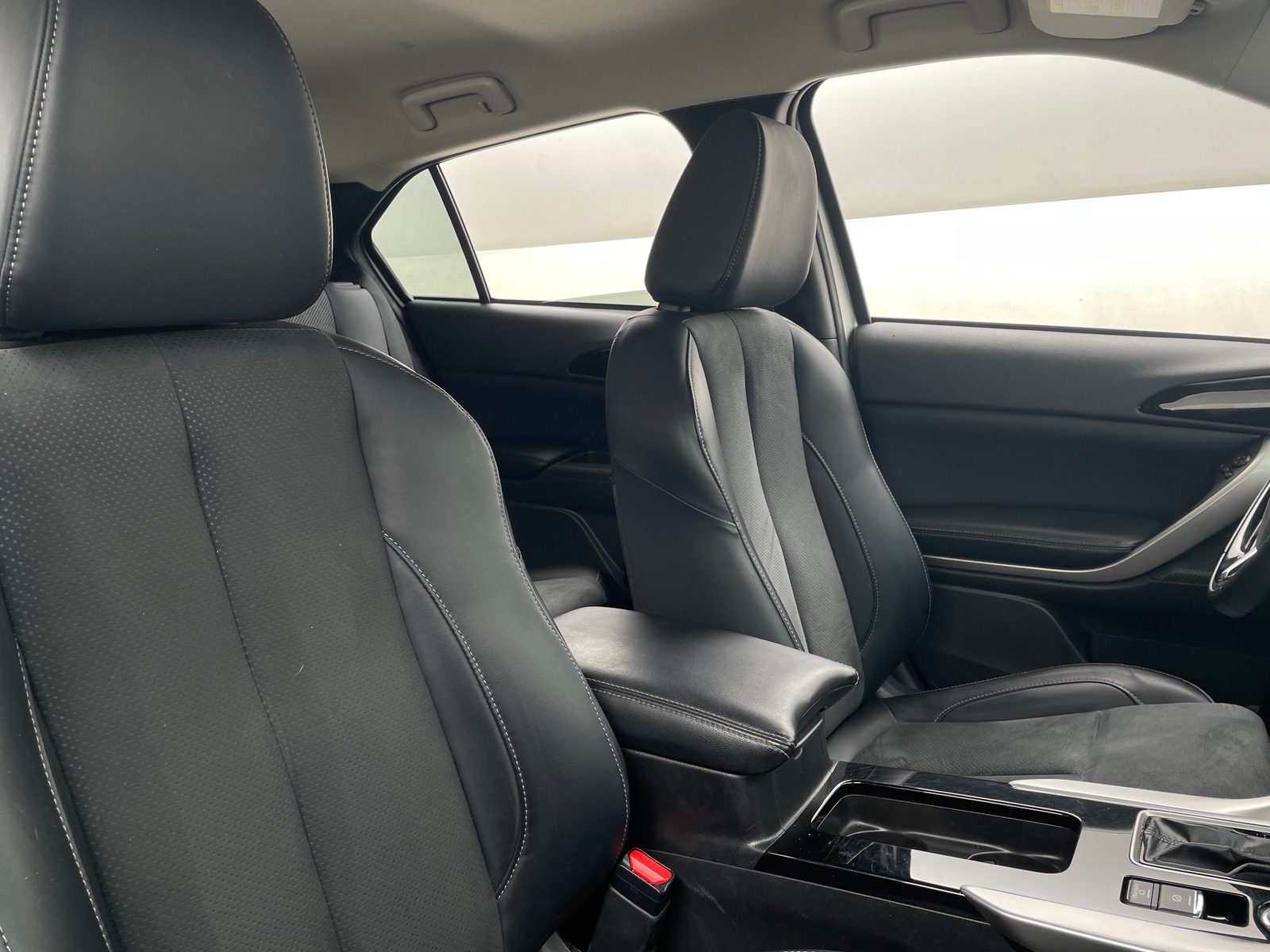 Thumbnail: 2024 Mitsubishi Eclipse Cross - 2