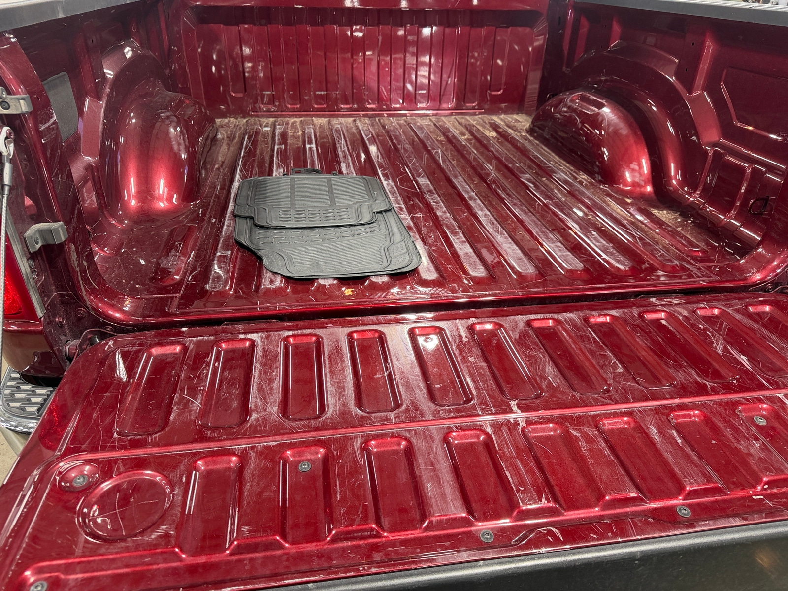 Thumbnail: 2025 RAM 1500 - 6