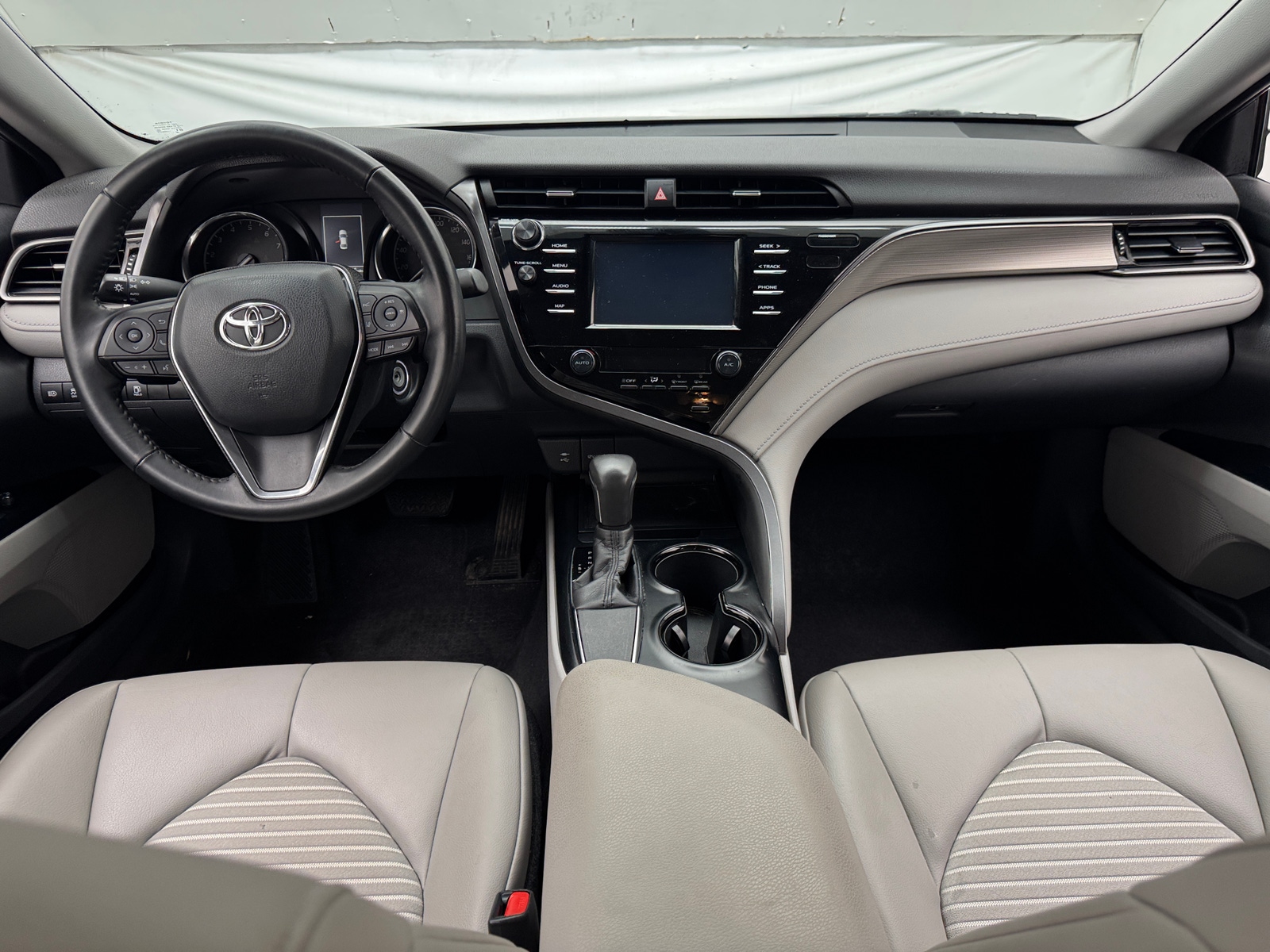 Thumbnail: 2019 Toyota Camry - 3