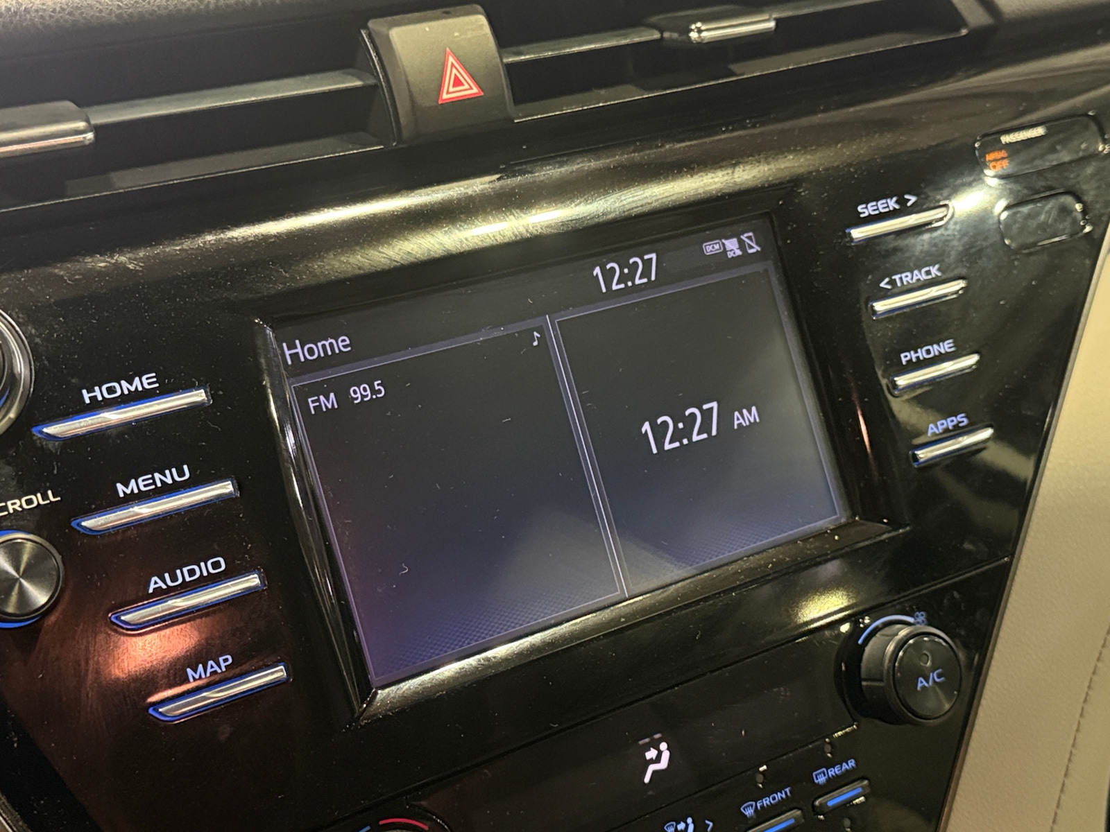 Thumbnail: 2019 Toyota Camry - 4