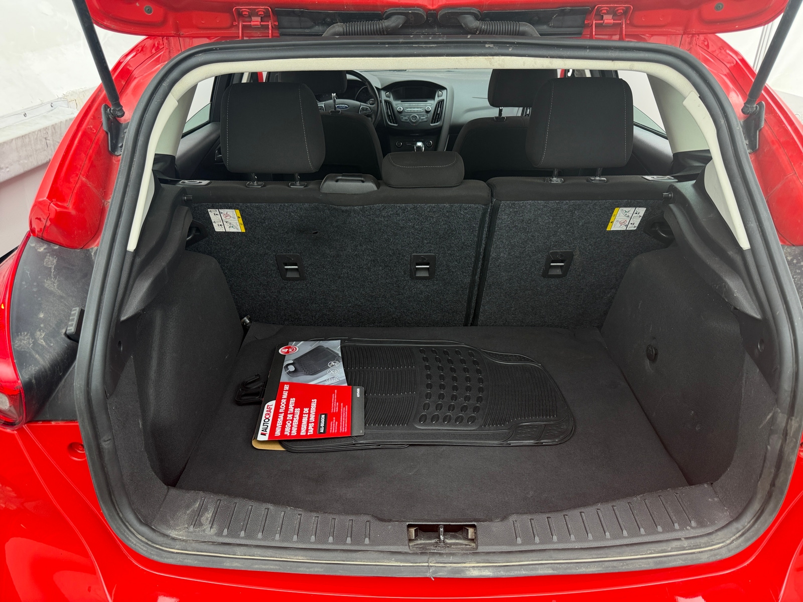 Thumbnail: 2015 Ford Focus - 7