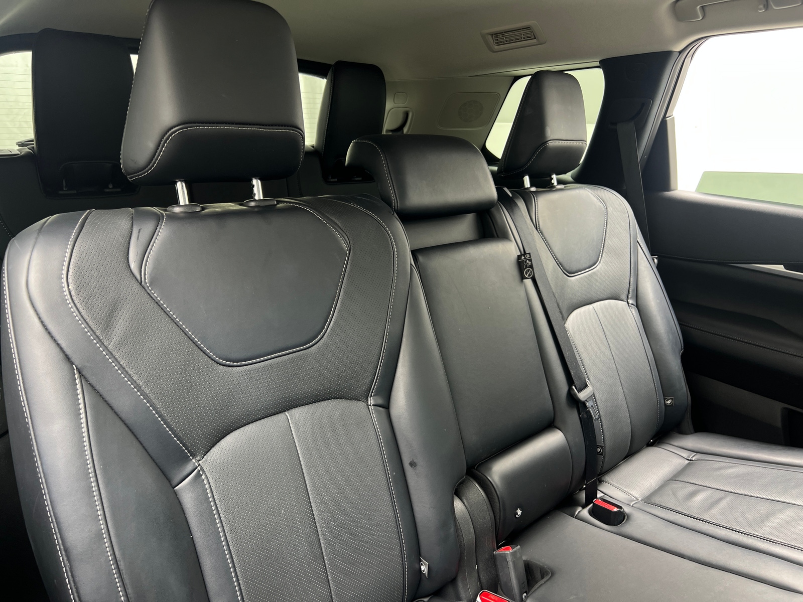 Thumbnail: 2023 INFINITI QX60 - 5