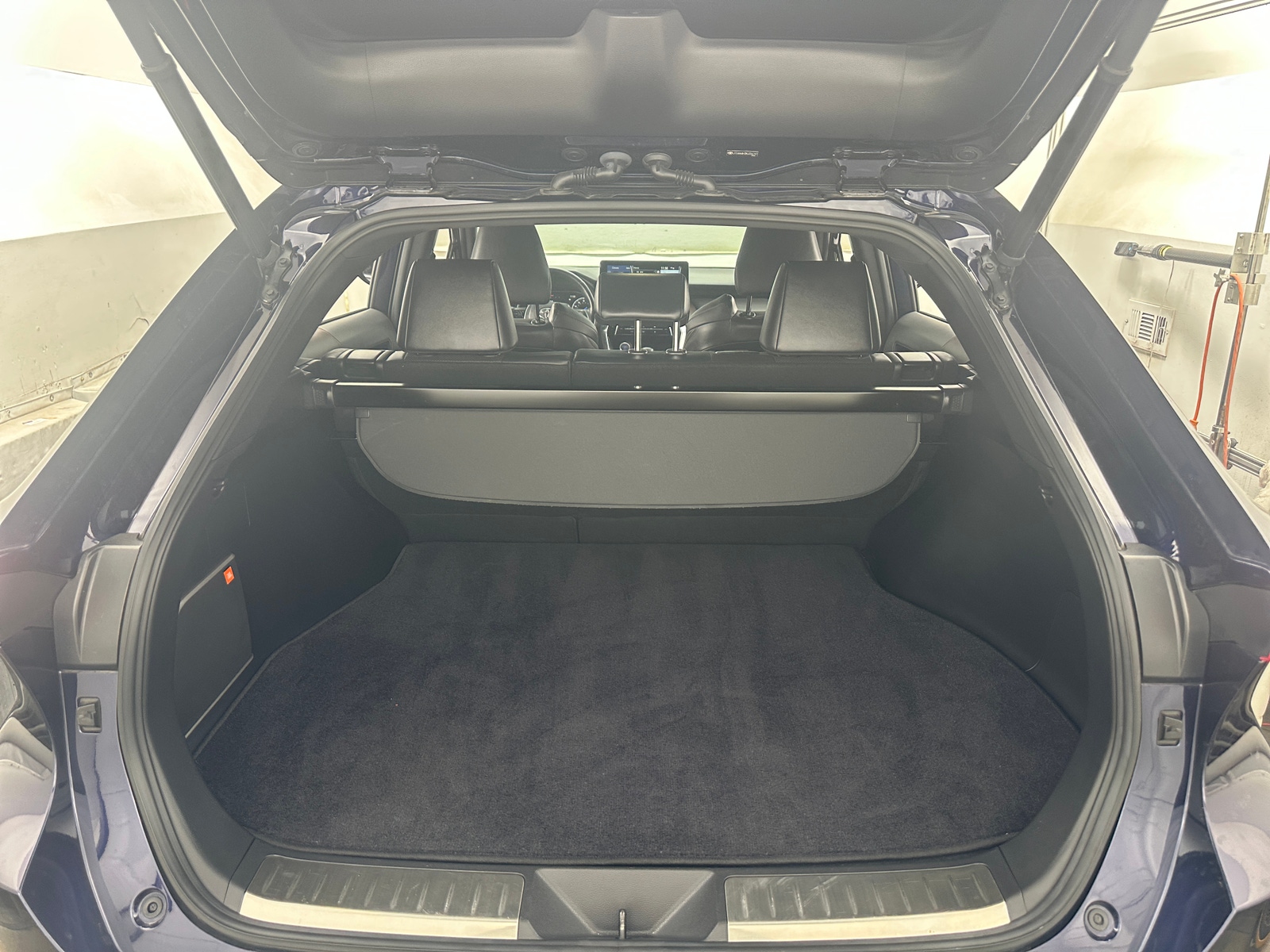 Thumbnail: 2021 Toyota Venza - 6
