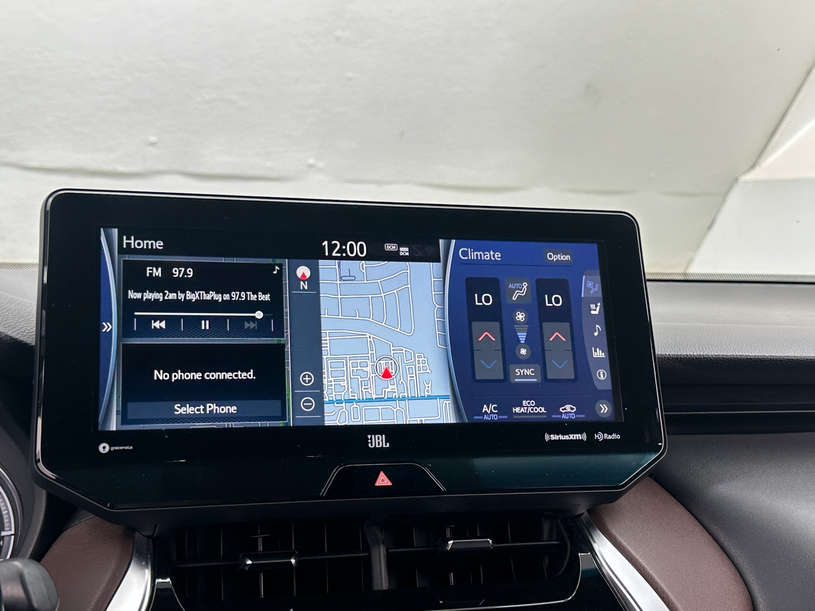 Thumbnail: 2021 Toyota Venza - 3